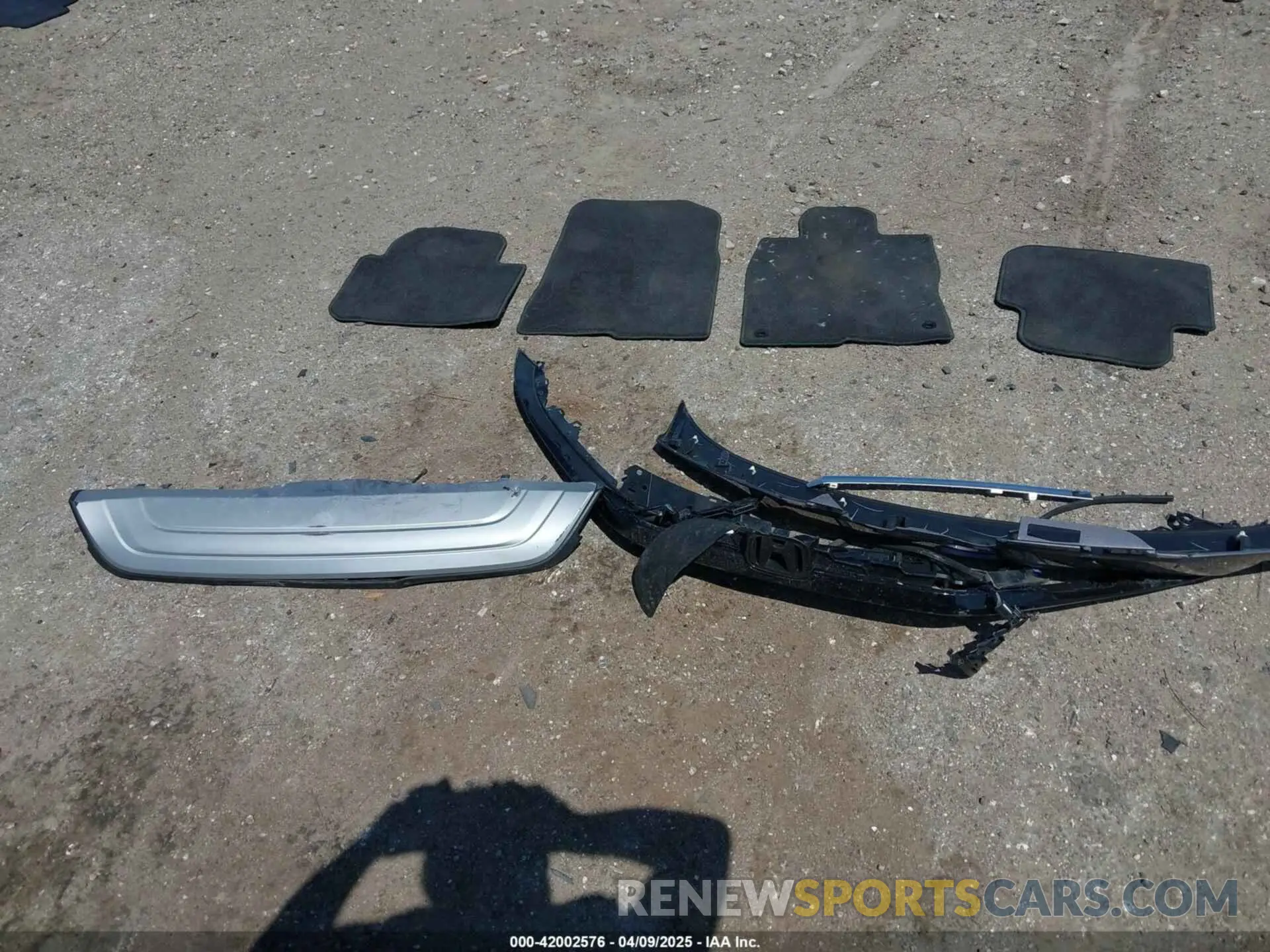 12 Фотография поврежденного автомобиля 19XFL4H93SE006784 HONDA CIVIC  HYBRID 2025