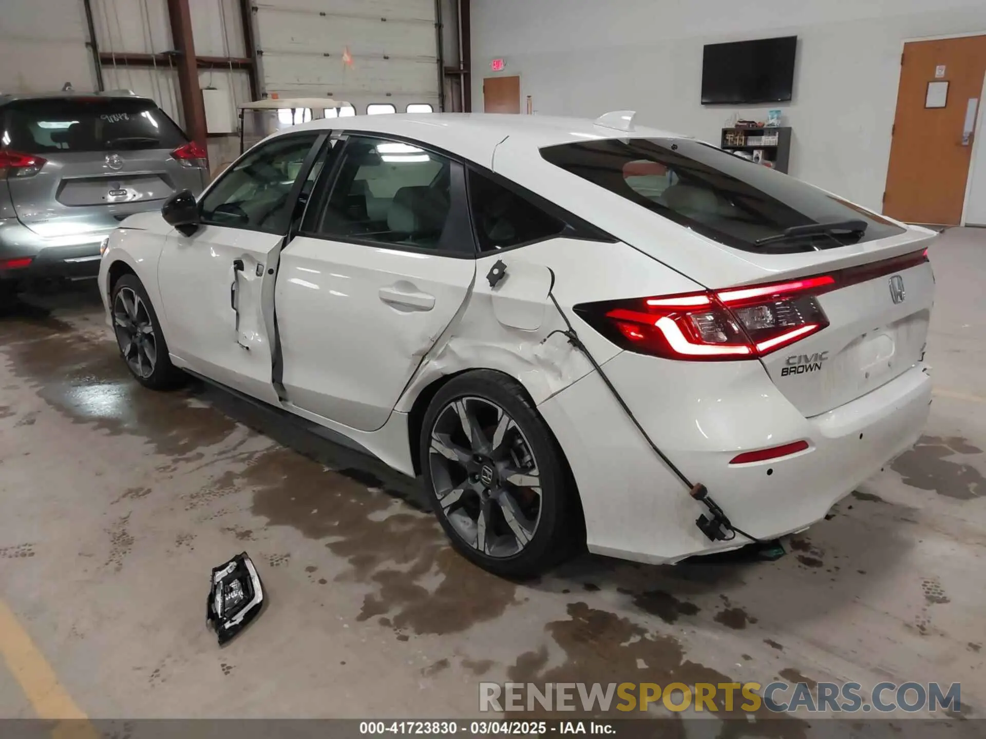 3 Photograph of a damaged car 19XFL4H94SE004879 HONDA CIVIC  HYBRID 2025