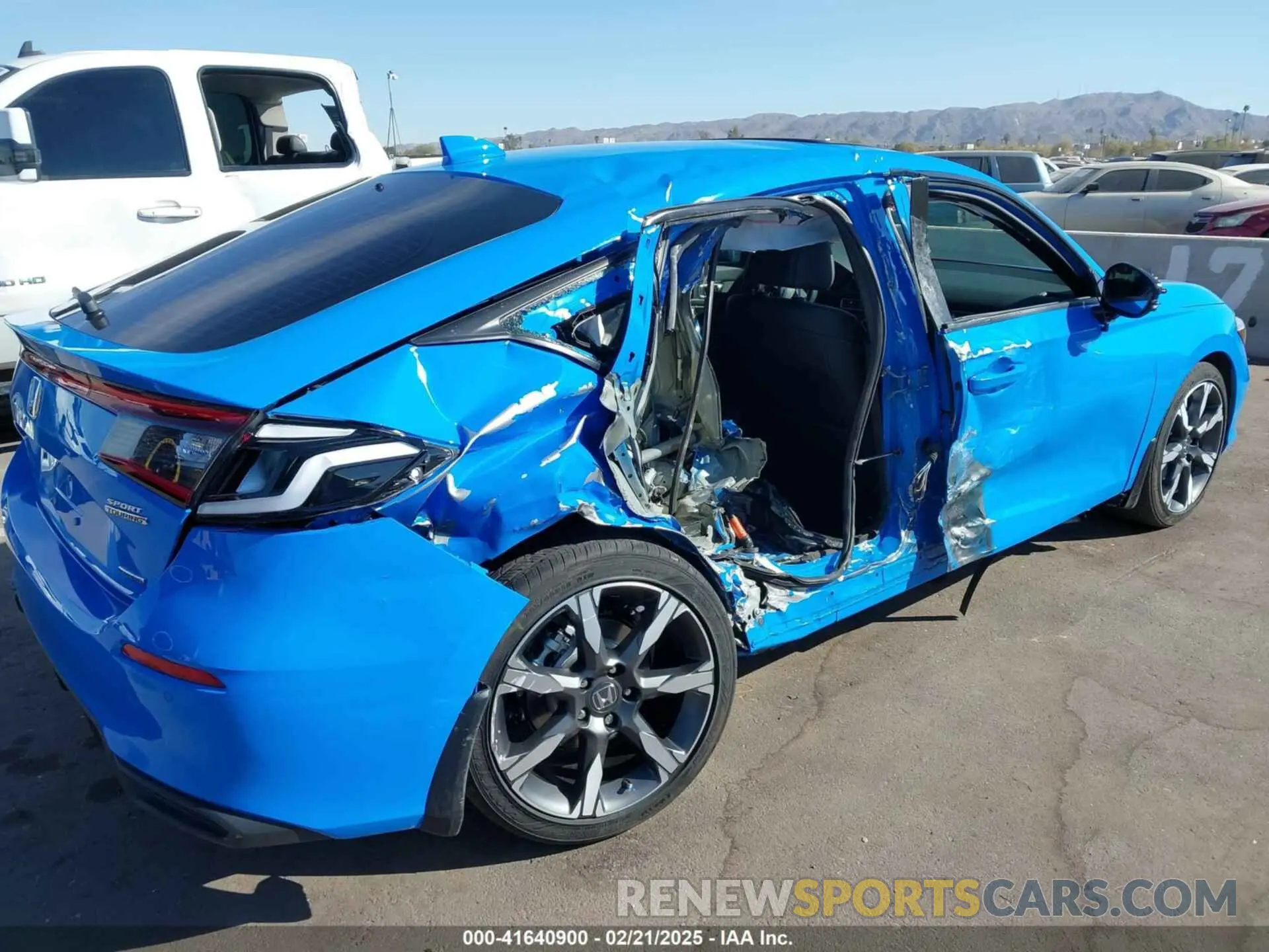 6 Photograph of a damaged car 19XFL4H95SE006866 HONDA CIVIC  HYBRID 2025