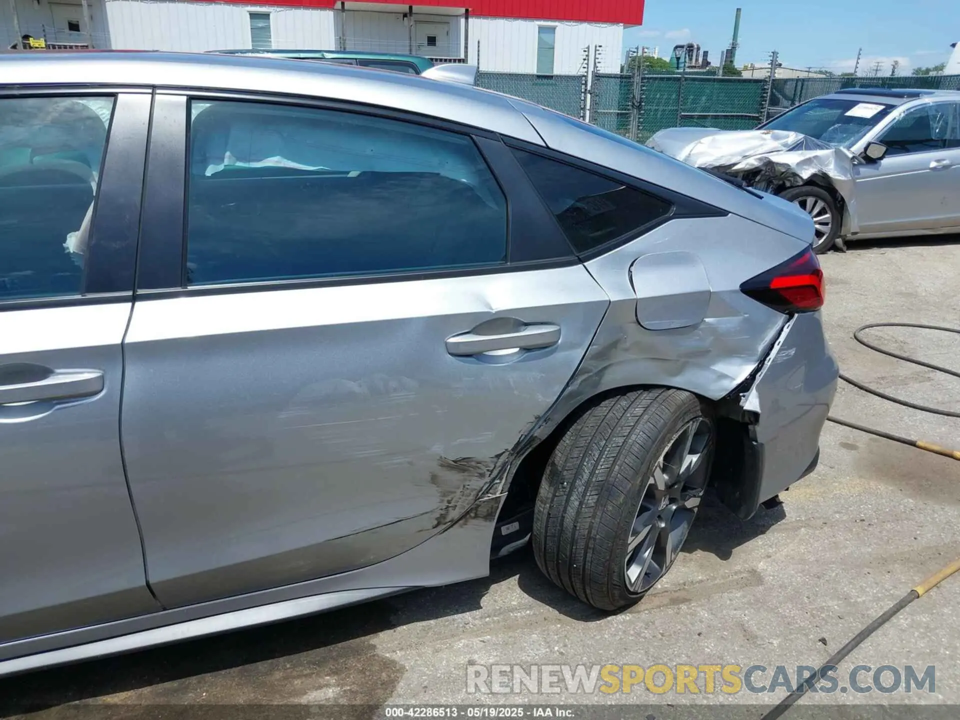 6 Photograph of a damaged car 19XFL4H99SE001654 HONDA CIVIC HYBRID 2025