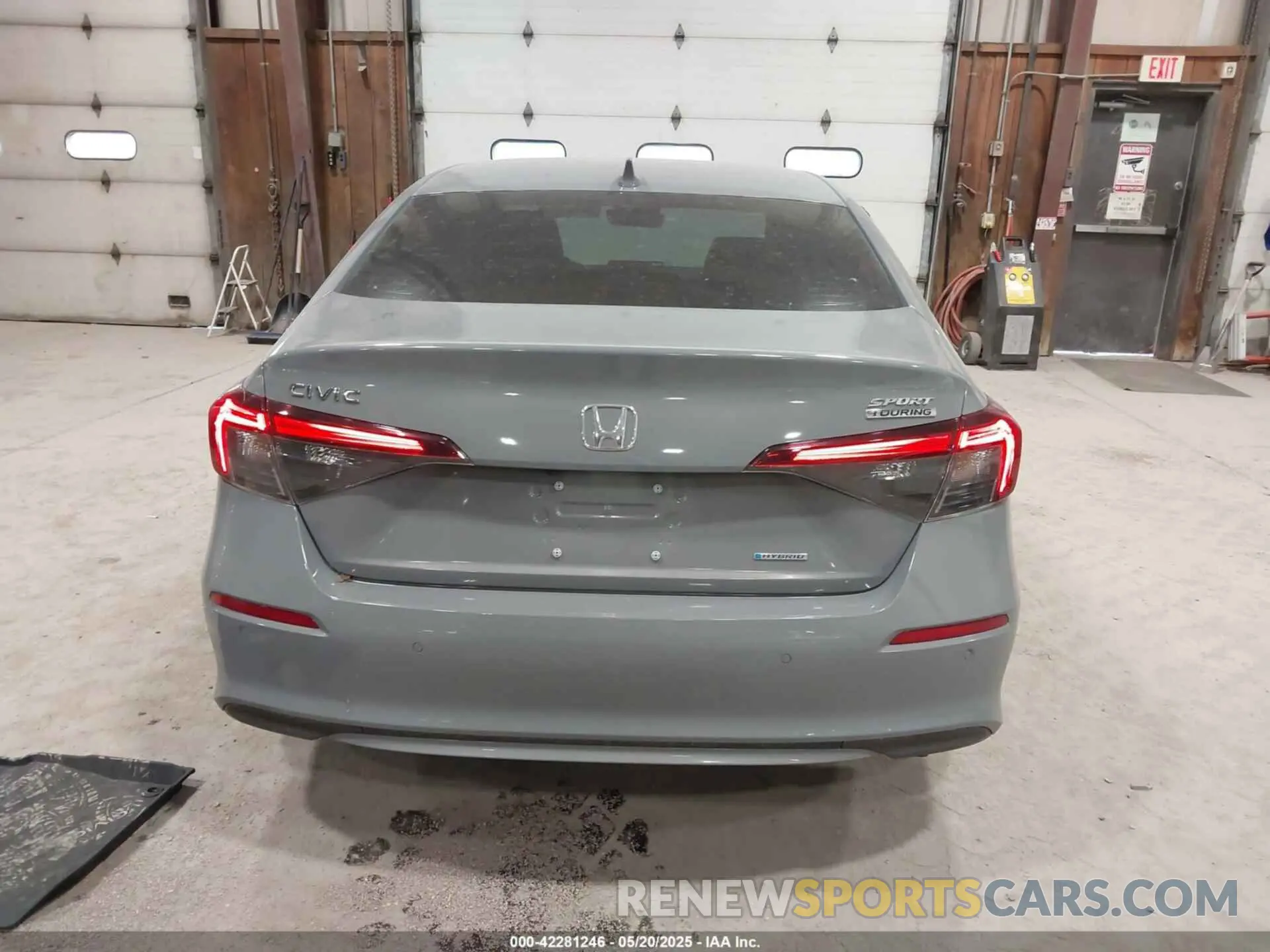17 Photograph of a damaged car 2HGFE4F80SH324677 HONDA CIVIC HYBRID 2025