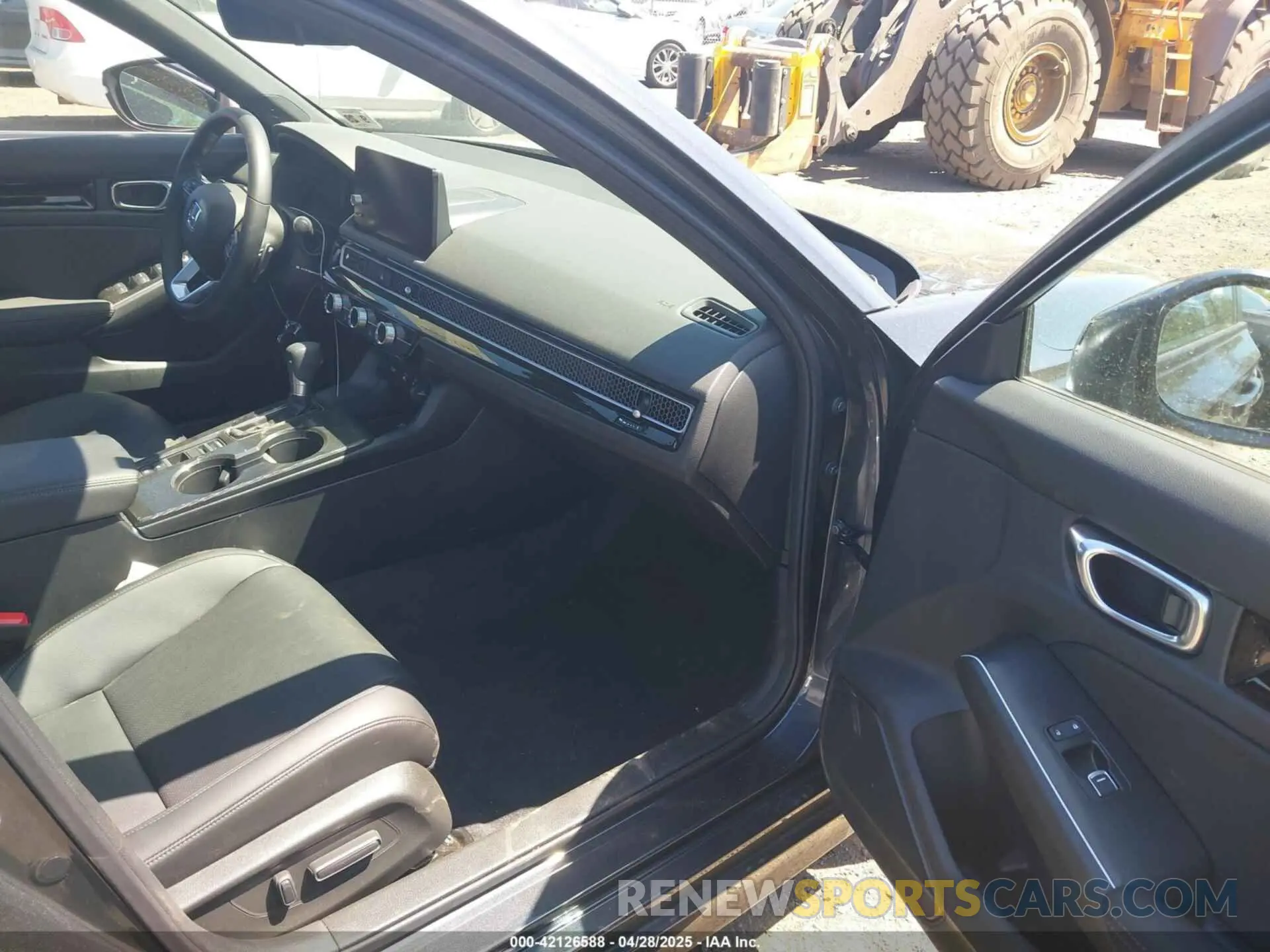 5 Фотография поврежденного автомобиля 2HGFE4F81SH303403 HONDA CIVIC  HYBRID 2025