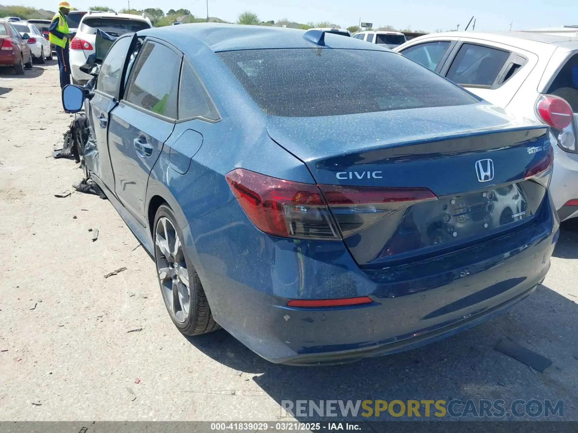 3 Фотография поврежденного автомобиля 2HGFE4F81SH321500 HONDA CIVIC  HYBRID 2025