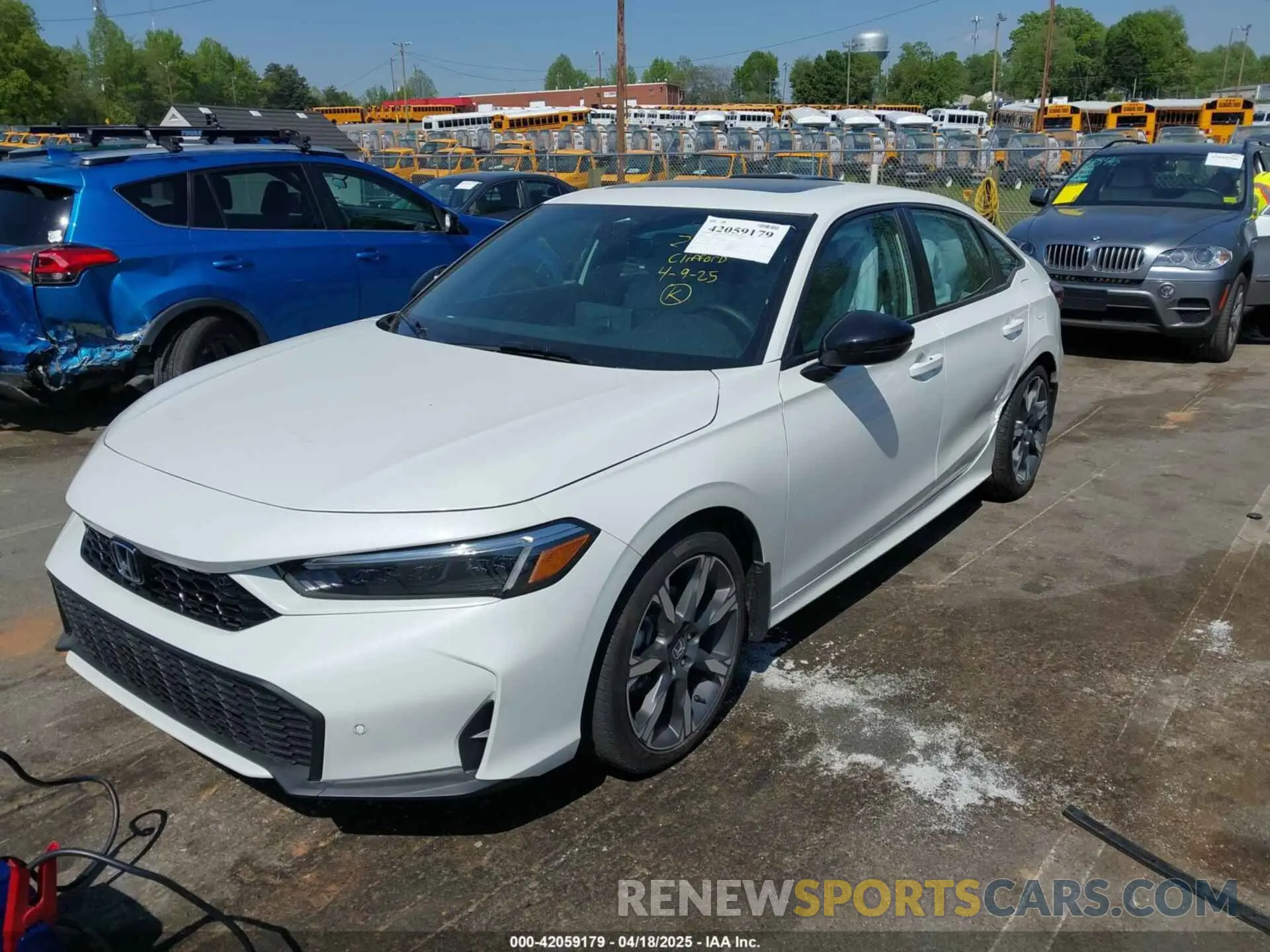 2 Фотография поврежденного автомобиля 2HGFE4F81SH326664 HONDA CIVIC  HYBRID 2025