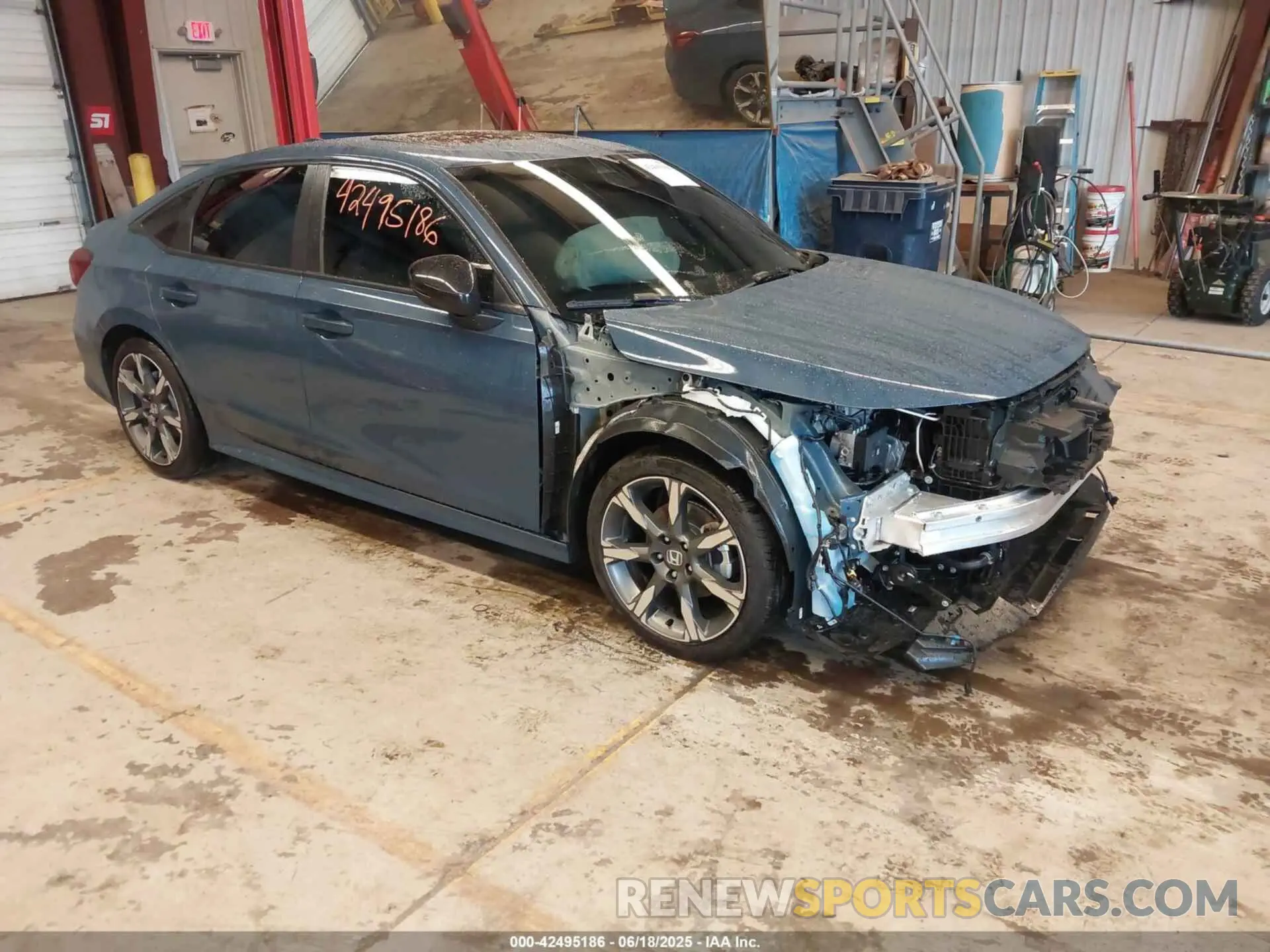1 Фотография поврежденного автомобиля 2HGFE4F81SH339558 HONDA CIVIC HYBRID 2025