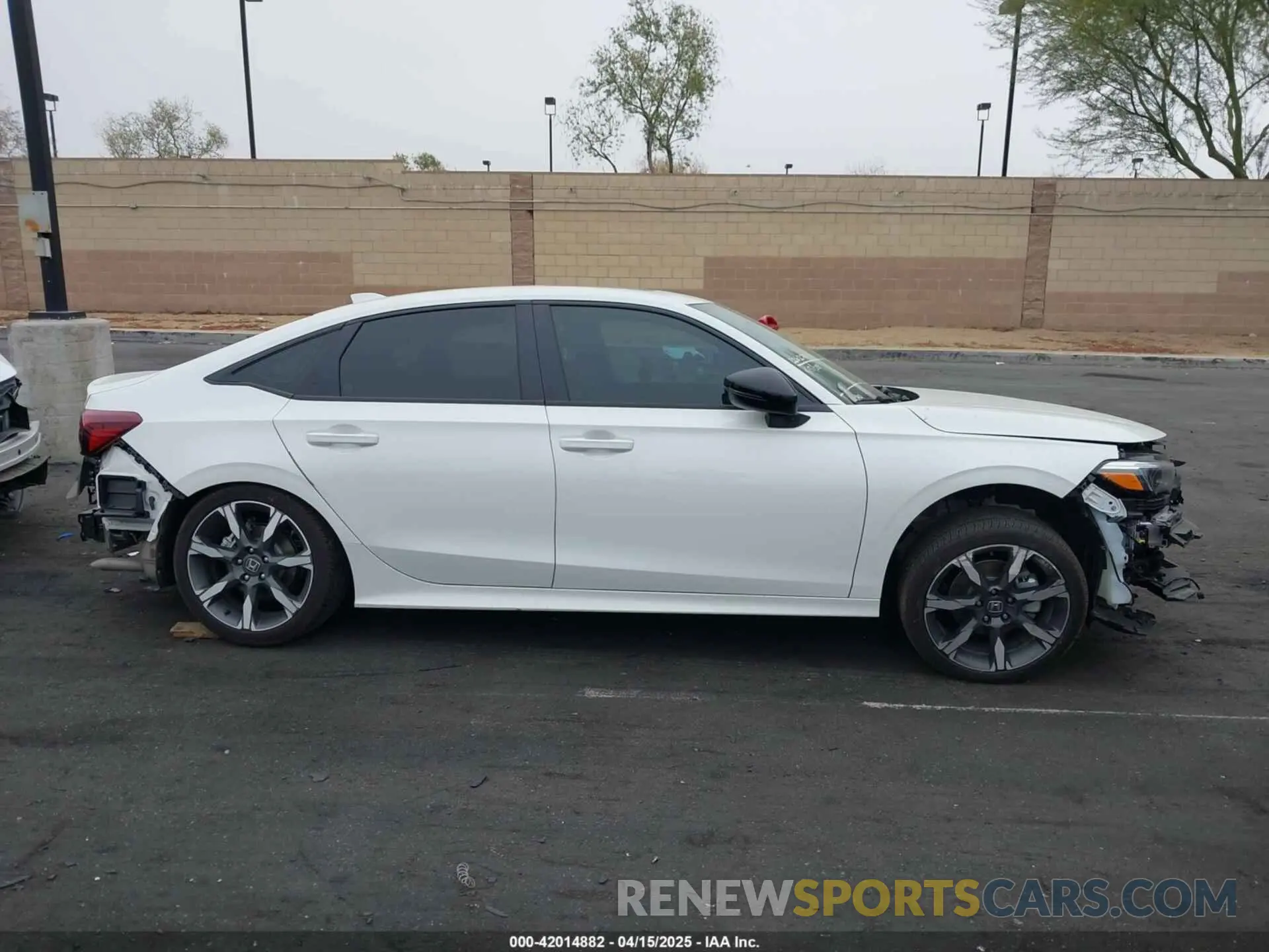 14 Photograph of a damaged car 2HGFE4F88SH314155 HONDA CIVIC  HYBRID 2025
