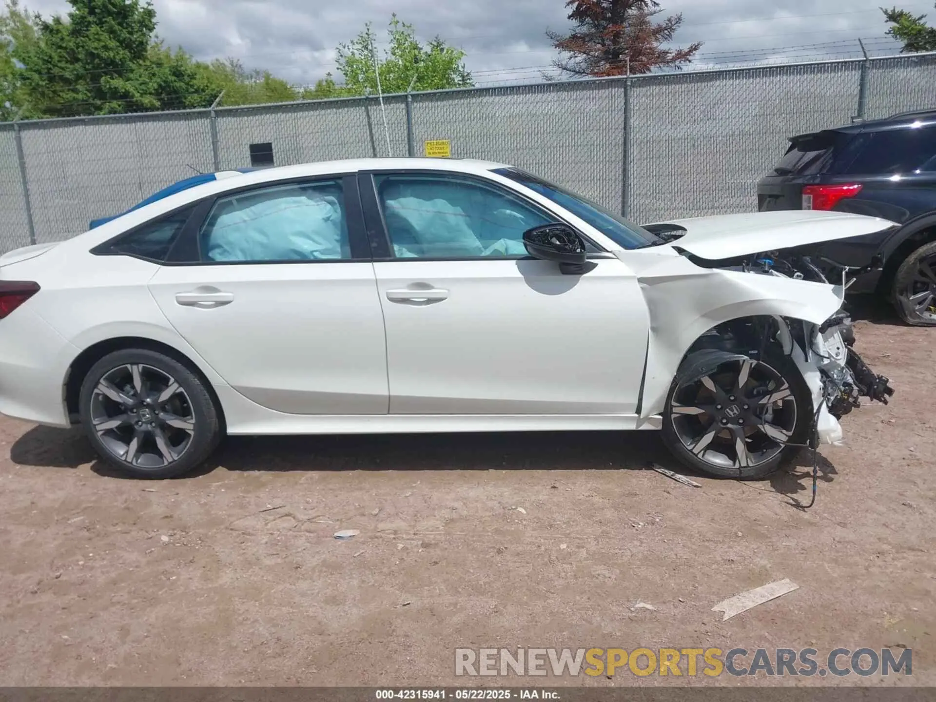 14 Photograph of a damaged car 2HGFE4F89SH330719 HONDA CIVIC HYBRID 2025