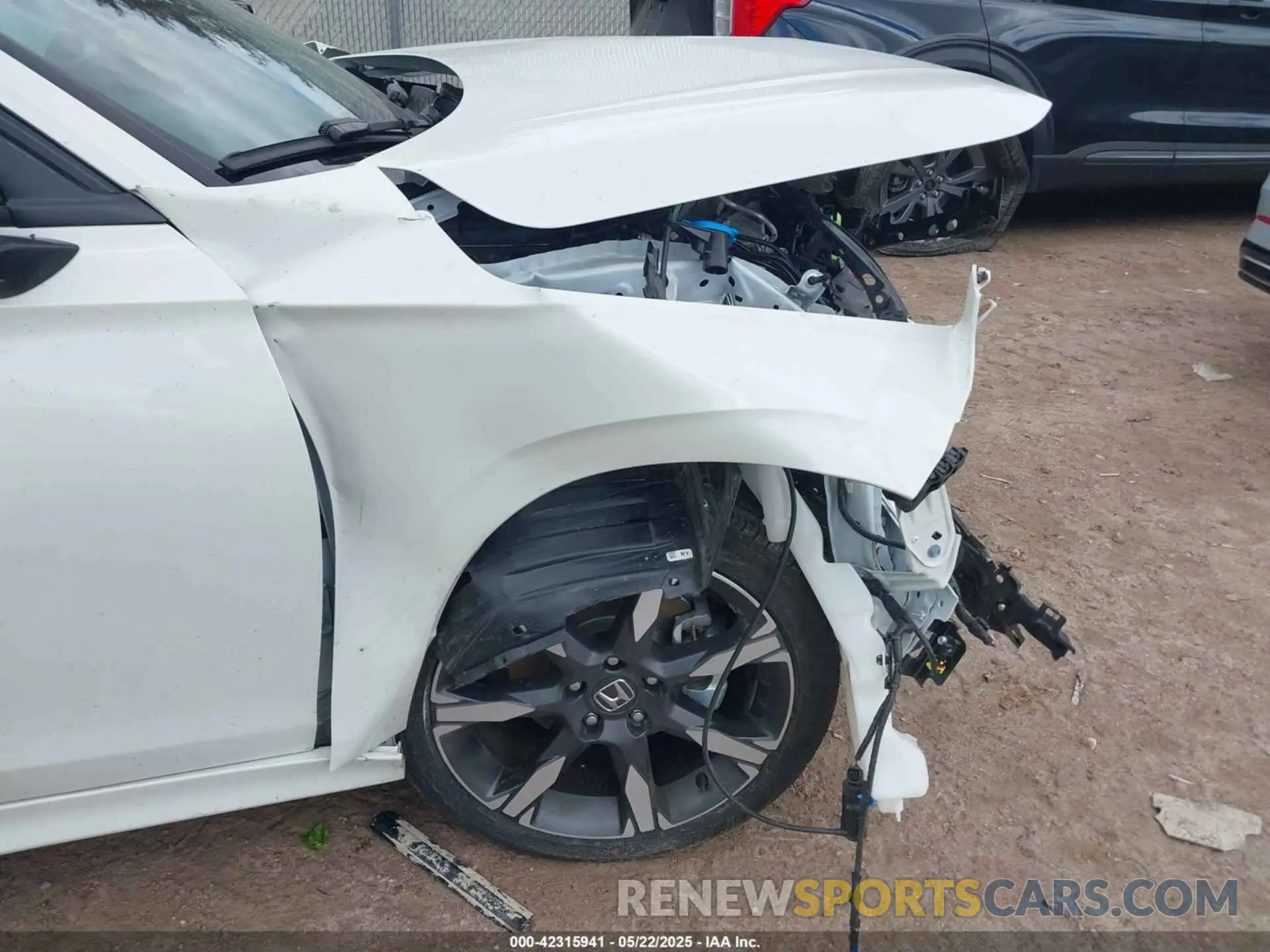 19 Photograph of a damaged car 2HGFE4F89SH330719 HONDA CIVIC HYBRID 2025
