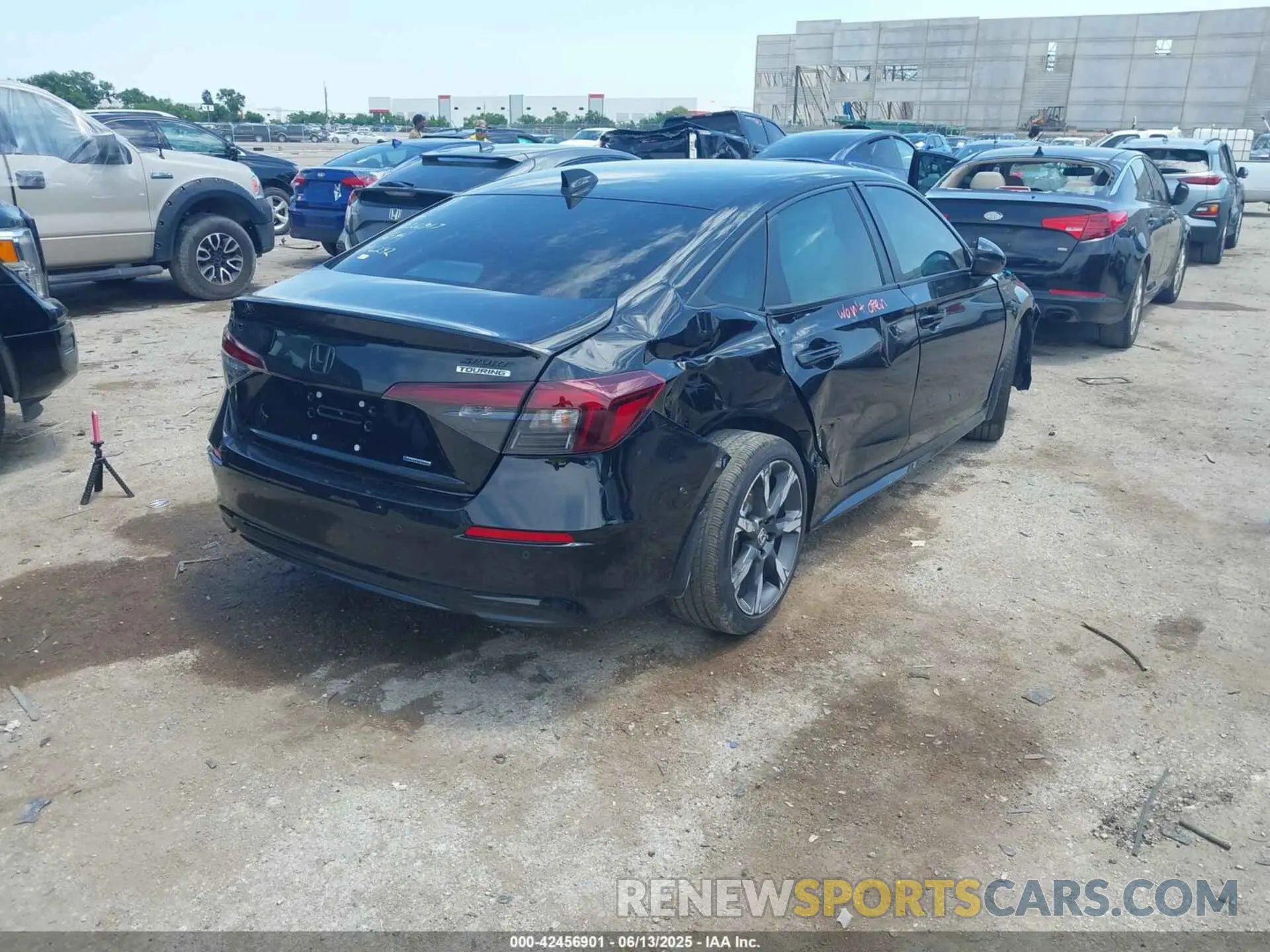 4 Photograph of a damaged car 2HGFE4F89SH346242 HONDA CIVIC HYBRID 2025