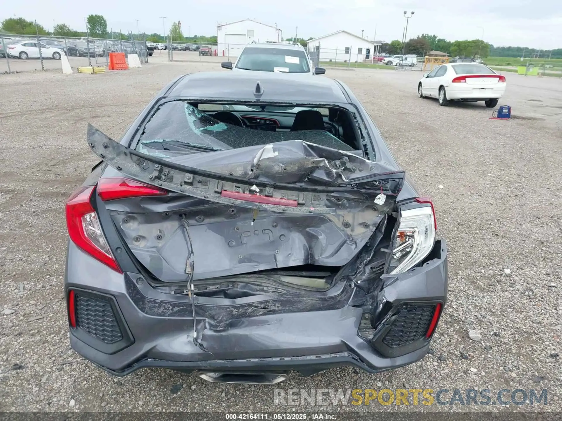 6 Photograph of a damaged car 2HGFC1E52KH703403 HONDA CIVIC SI 2019