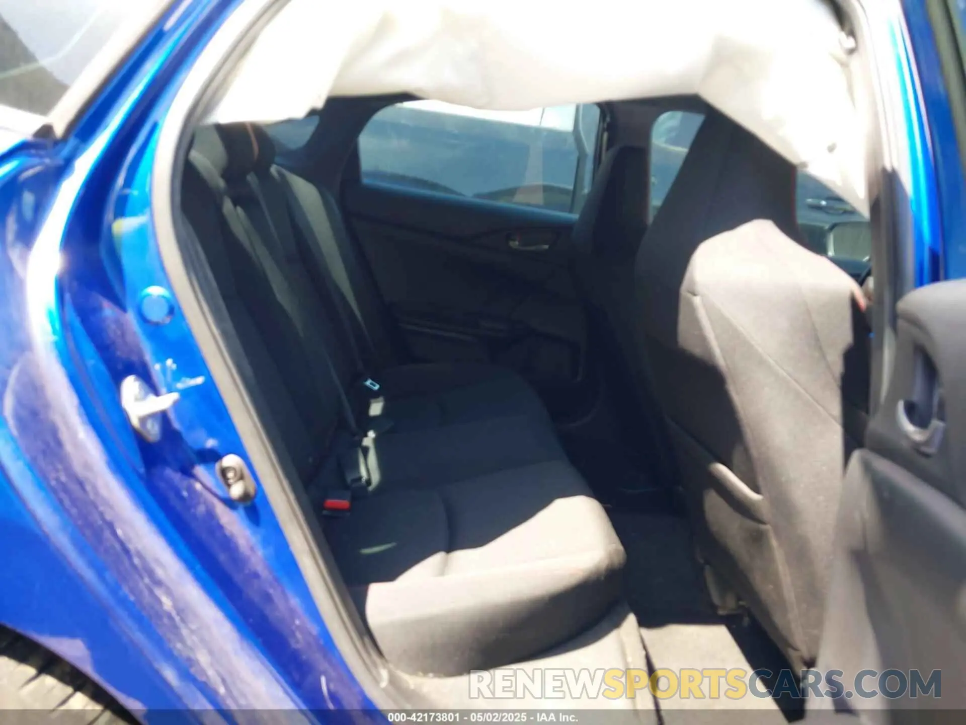 8 Photograph of a damaged car 2HGFC1E52KH708052 HONDA CIVIC SI 2019