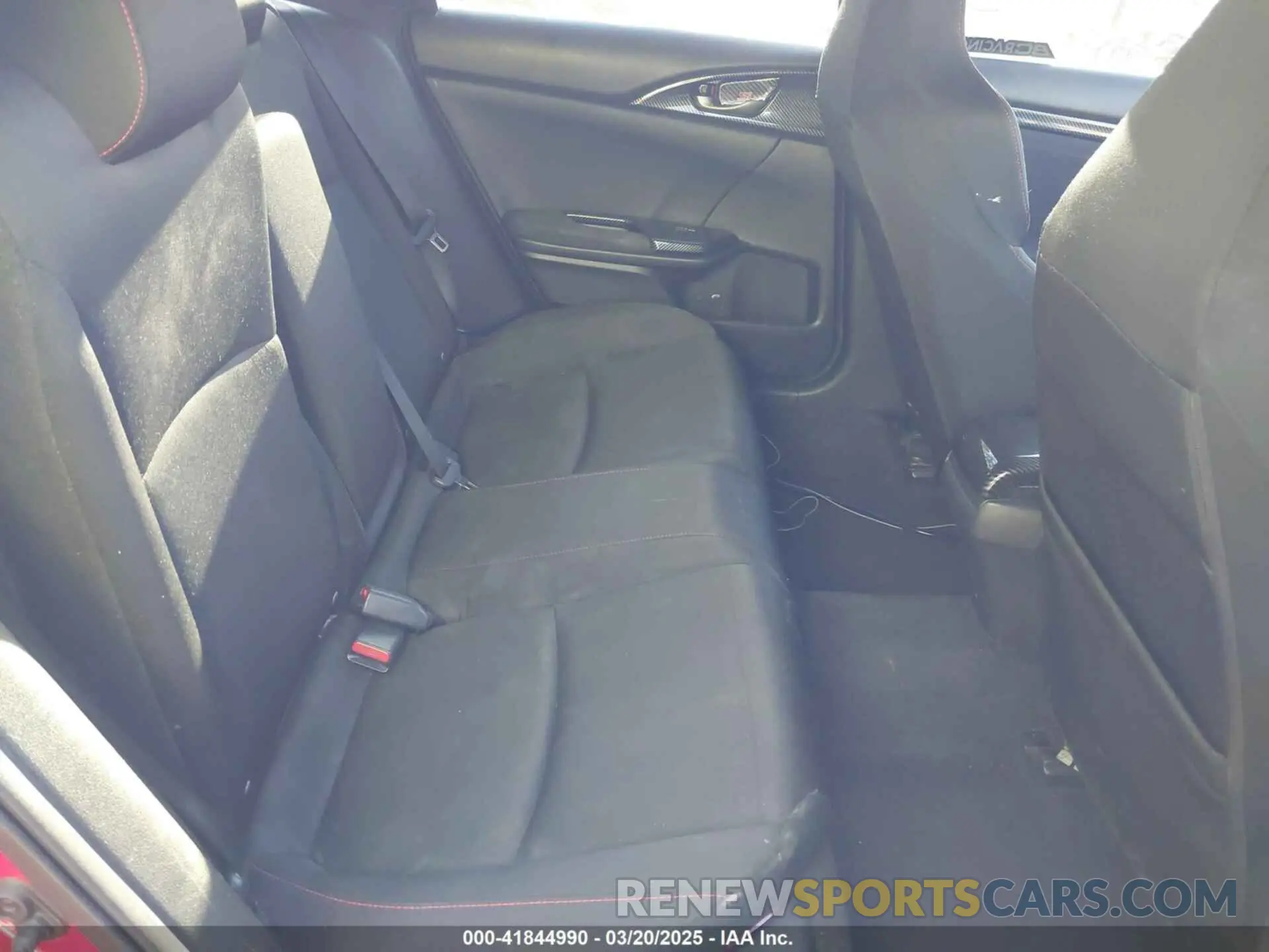 8 Photograph of a damaged car 2HGFC1E53KH704561 HONDA CIVIC SI 2019
