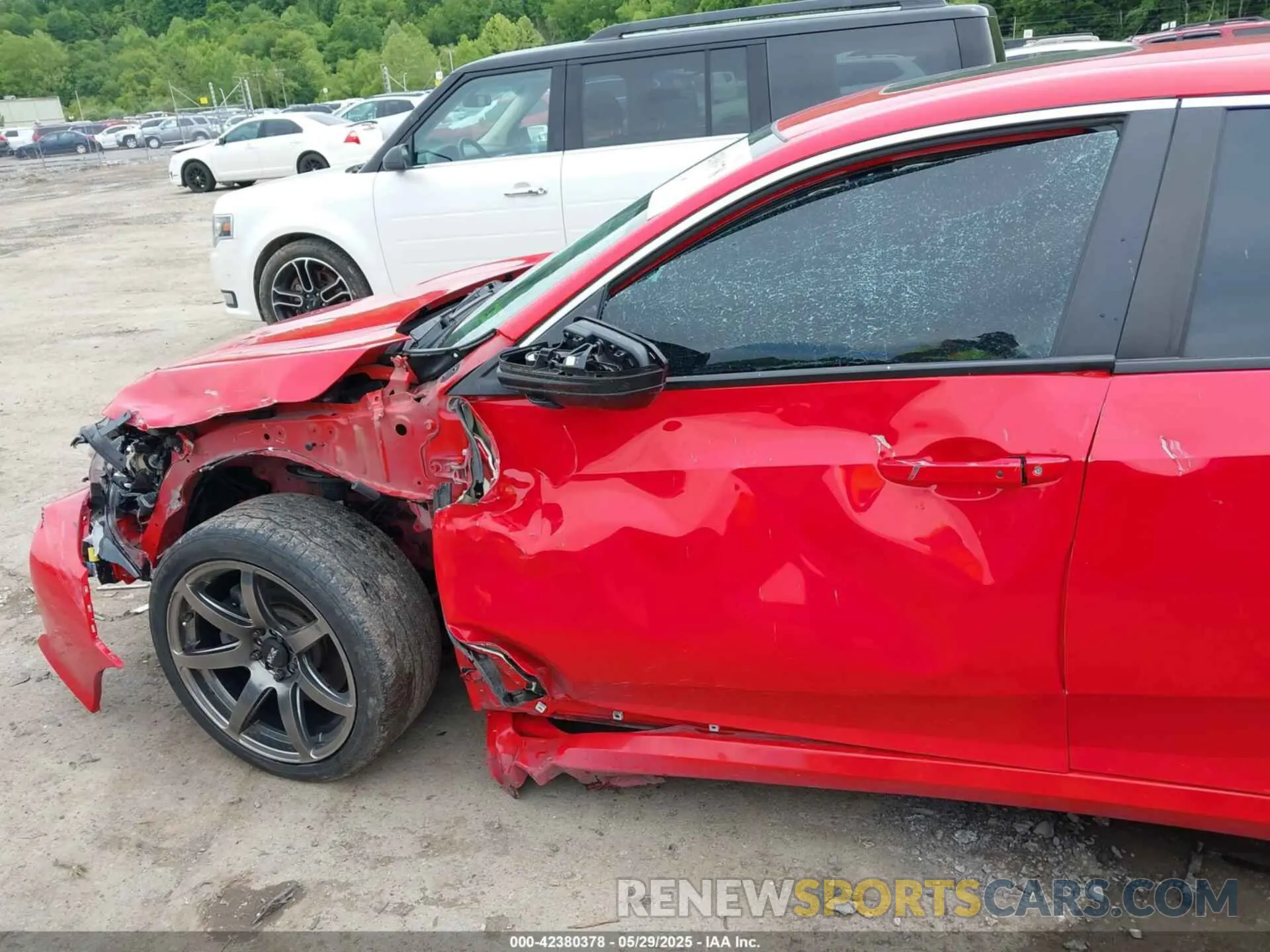 19 Photograph of a damaged car 2HGFC1E55KH701578 HONDA CIVIC SI 2019