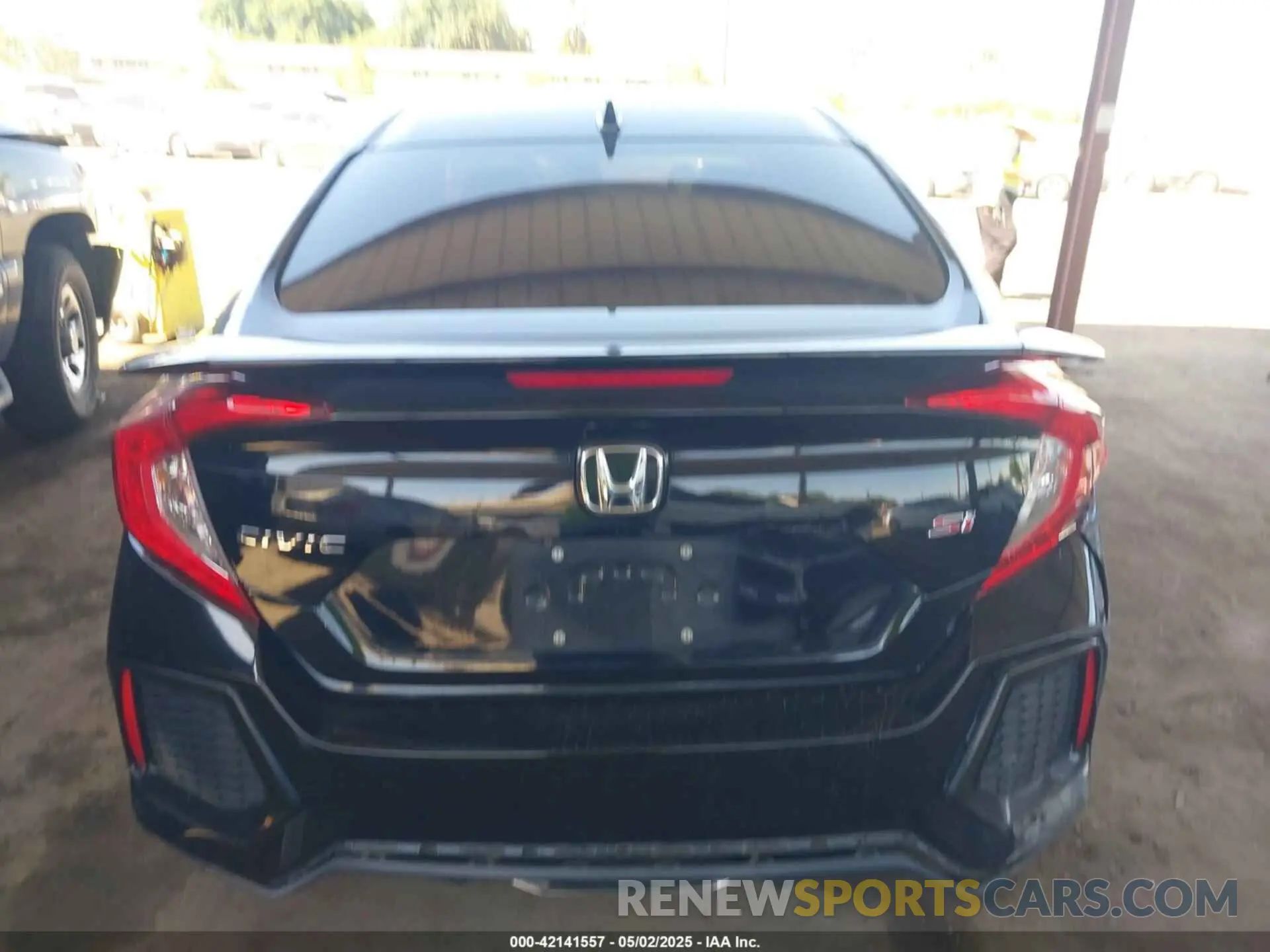 16 Photograph of a damaged car 2HGFC1E57KH706877 HONDA CIVIC SI 2019