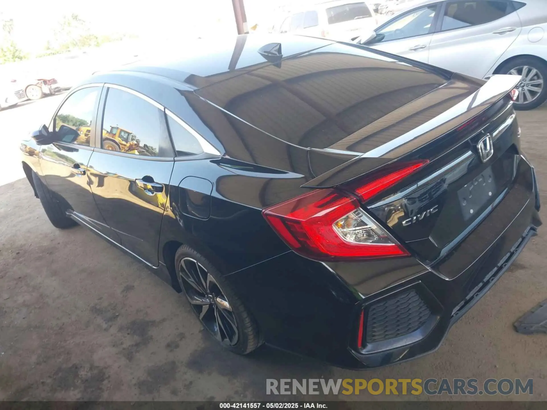 3 Photograph of a damaged car 2HGFC1E57KH706877 HONDA CIVIC SI 2019