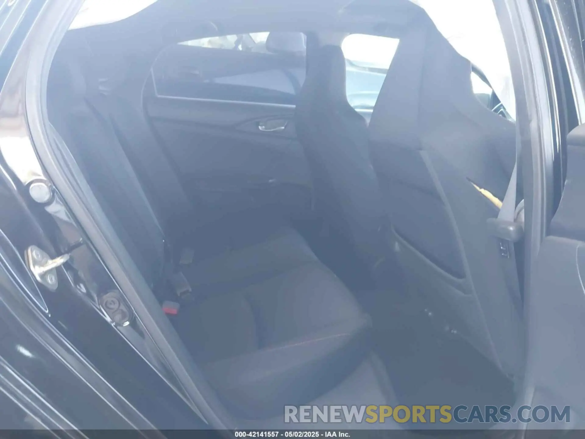 8 Photograph of a damaged car 2HGFC1E57KH706877 HONDA CIVIC SI 2019