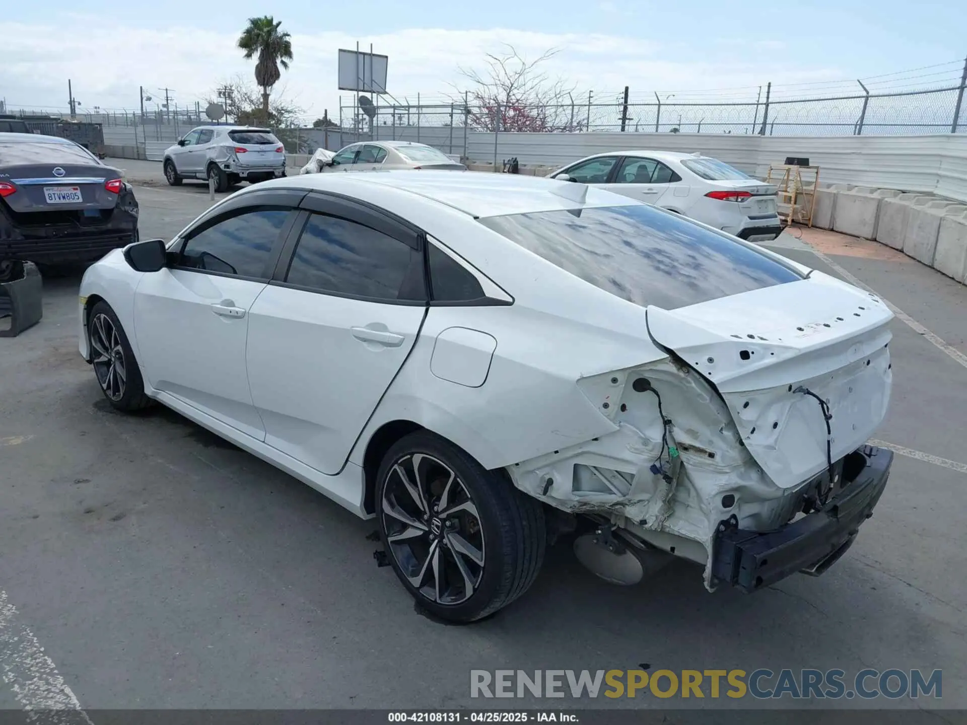 3 Photograph of a damaged car 2HGFC1E58KH707715 HONDA CIVIC SI 2019