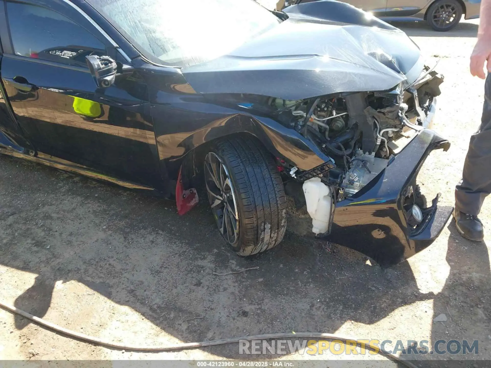 13 Photograph of a damaged car 2HGFC1E5XKH705996 HONDA CIVIC SI 2019