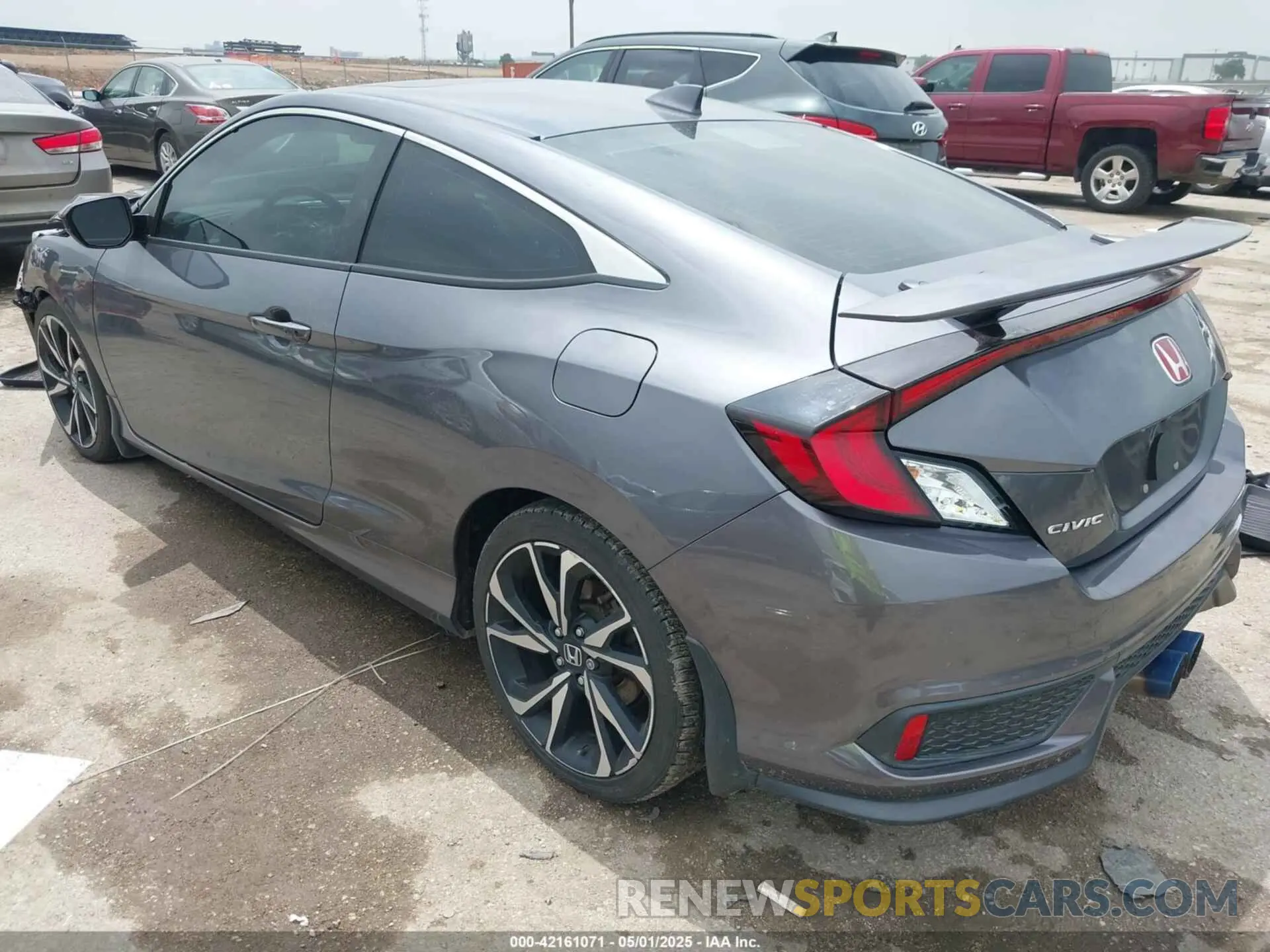 3 Фотография поврежденного автомобиля 2HGFC3A54KH755116 HONDA CIVIC SI 2019