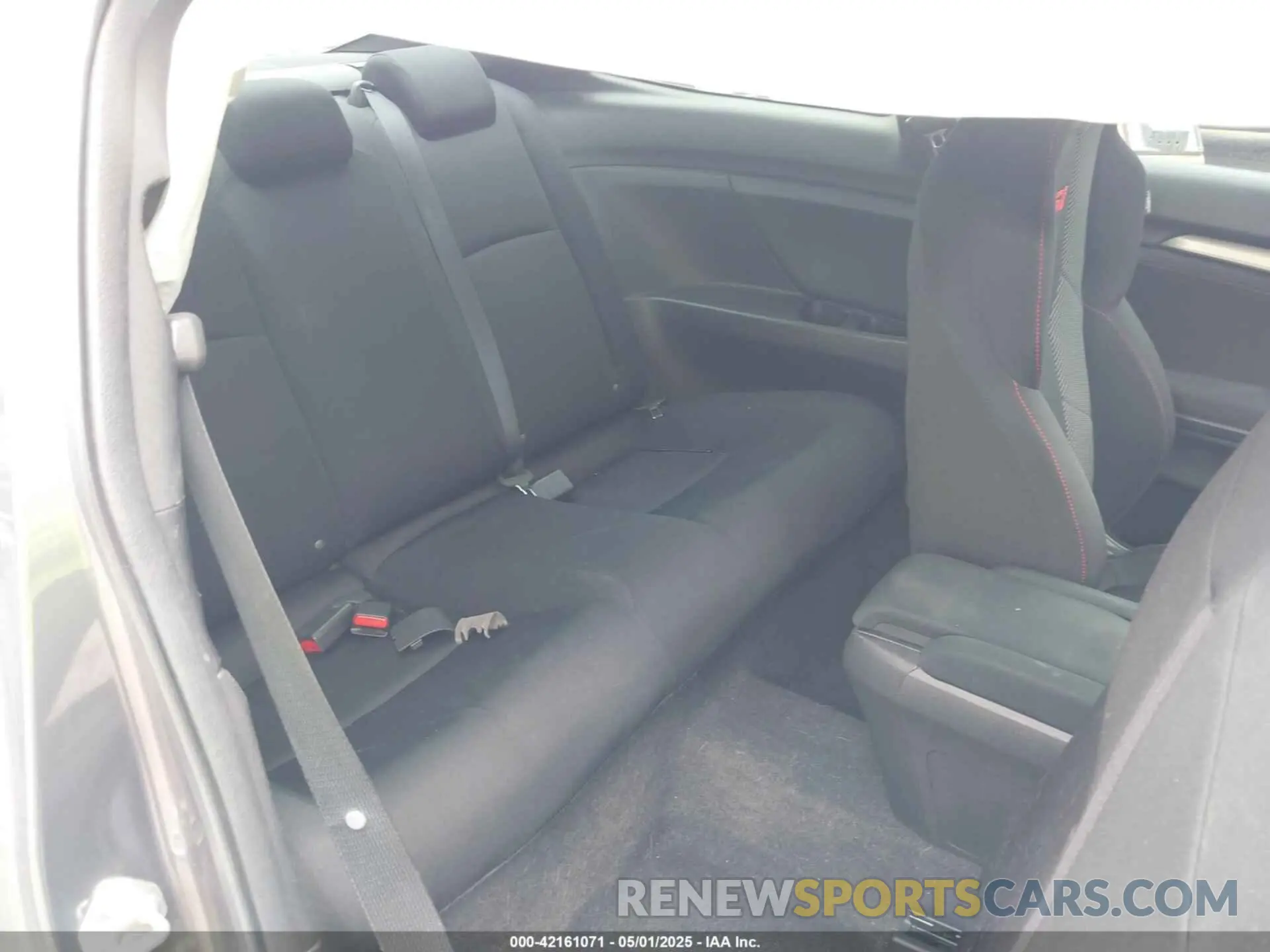 8 Фотография поврежденного автомобиля 2HGFC3A54KH755116 HONDA CIVIC SI 2019