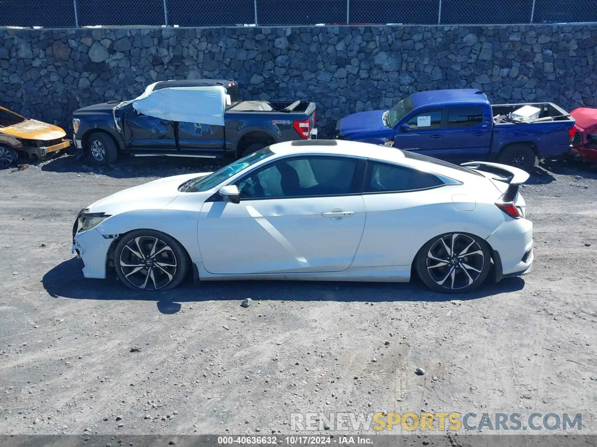 14 Photograph of a damaged car 2HGFC3A5XKH750647 HONDA CIVIC SI 2019