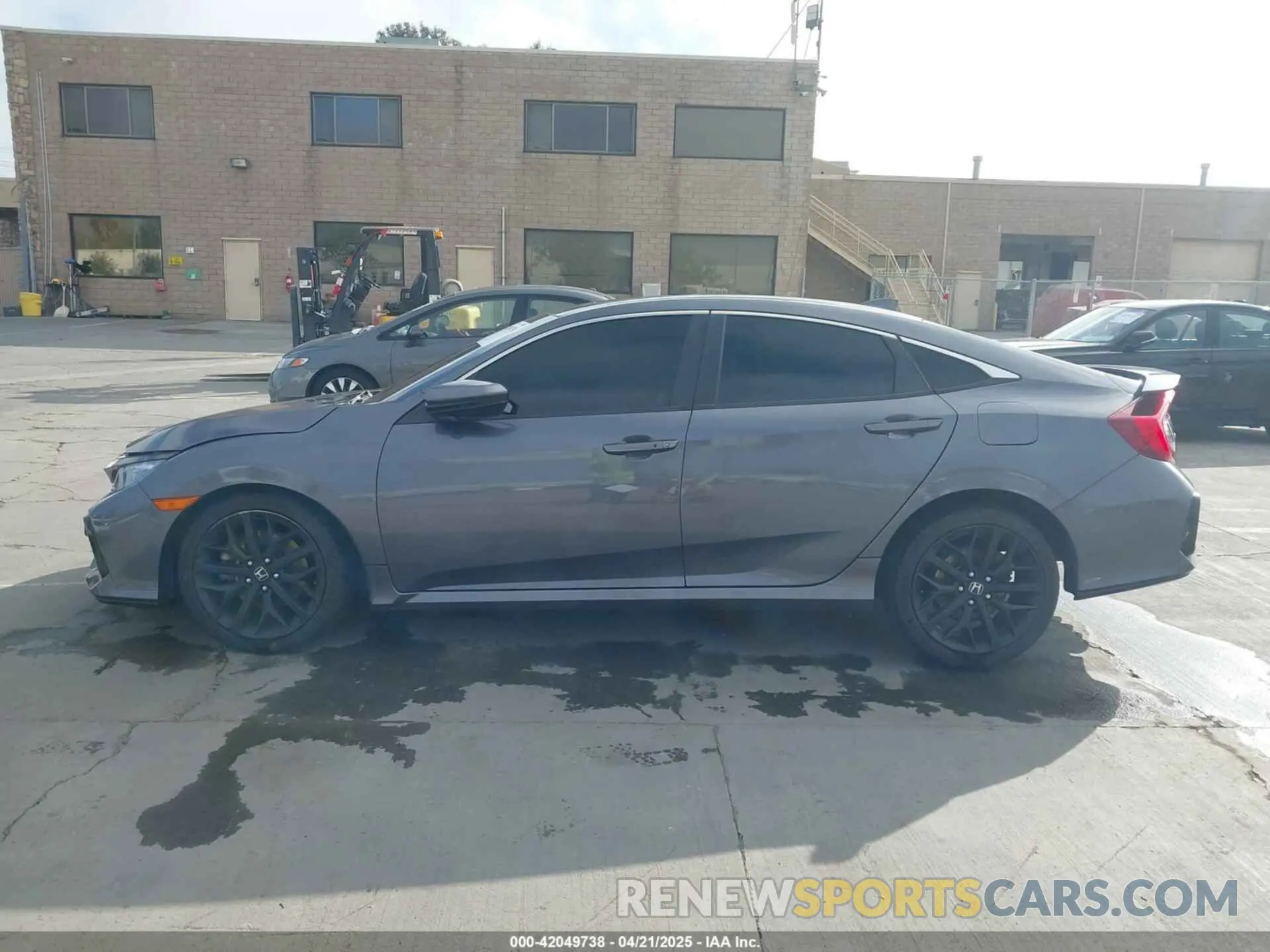 13 Photograph of a damaged car 2HGFC1E51LH705001 HONDA CIVIC SI 2020
