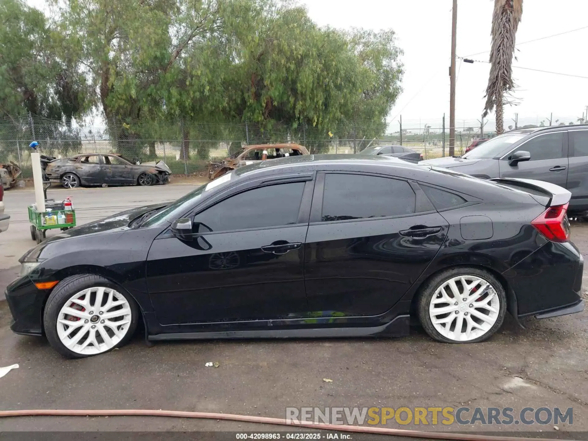 14 Photograph of a damaged car 2HGFC1E57LH700272 HONDA CIVIC SI 2020