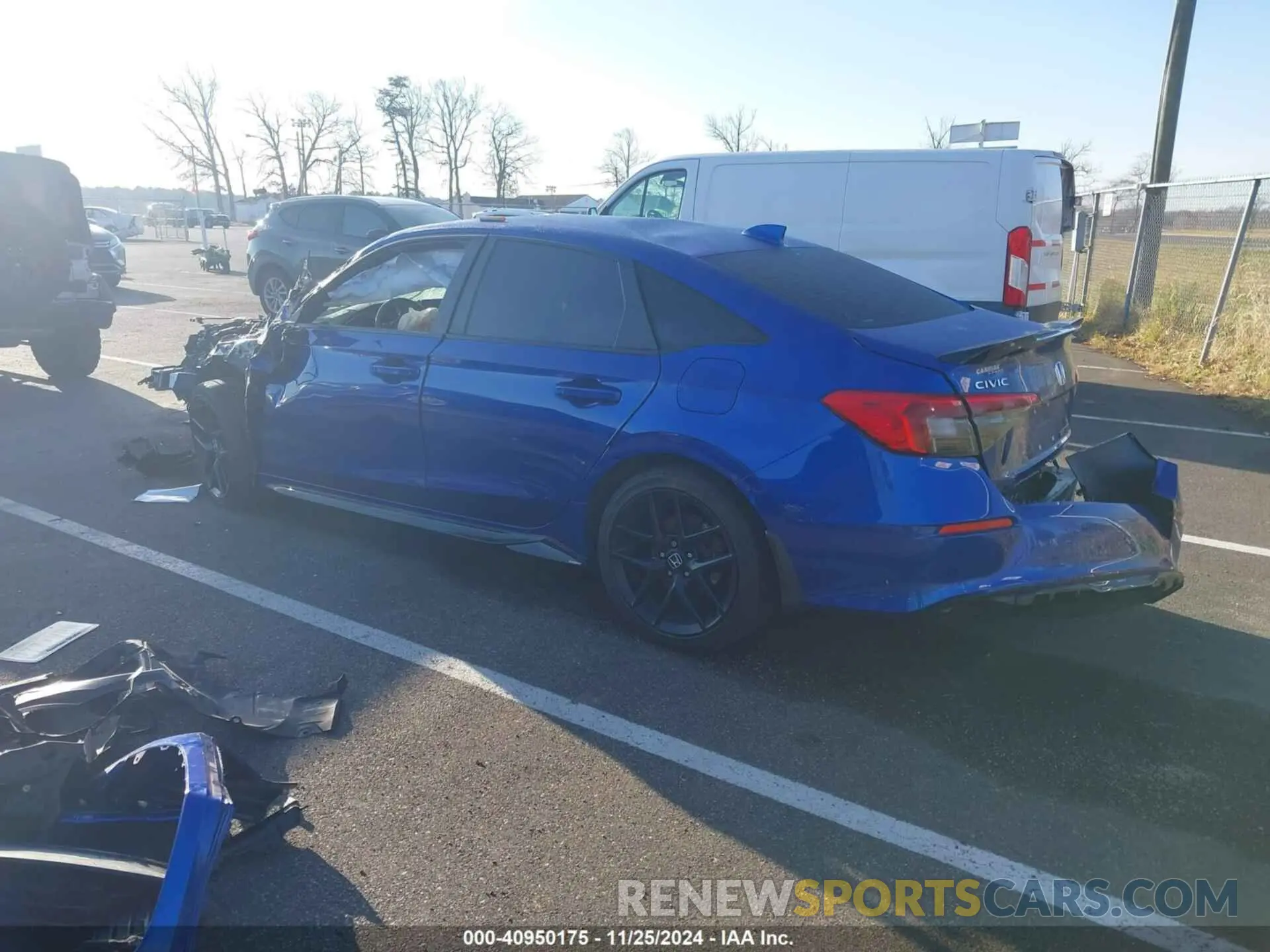3 Photograph of a damaged car 2HGFE1E50NH475562 HONDA CIVIC SI 2022
