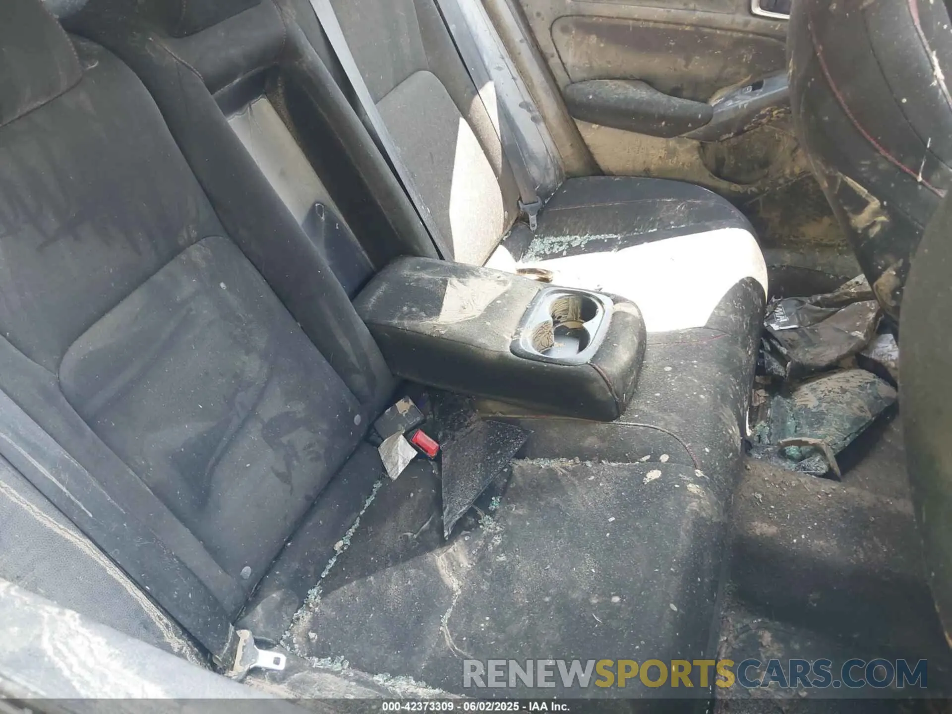 8 Photograph of a damaged car 2HGFE1E5XNH473074 HONDA CIVIC SI 2022