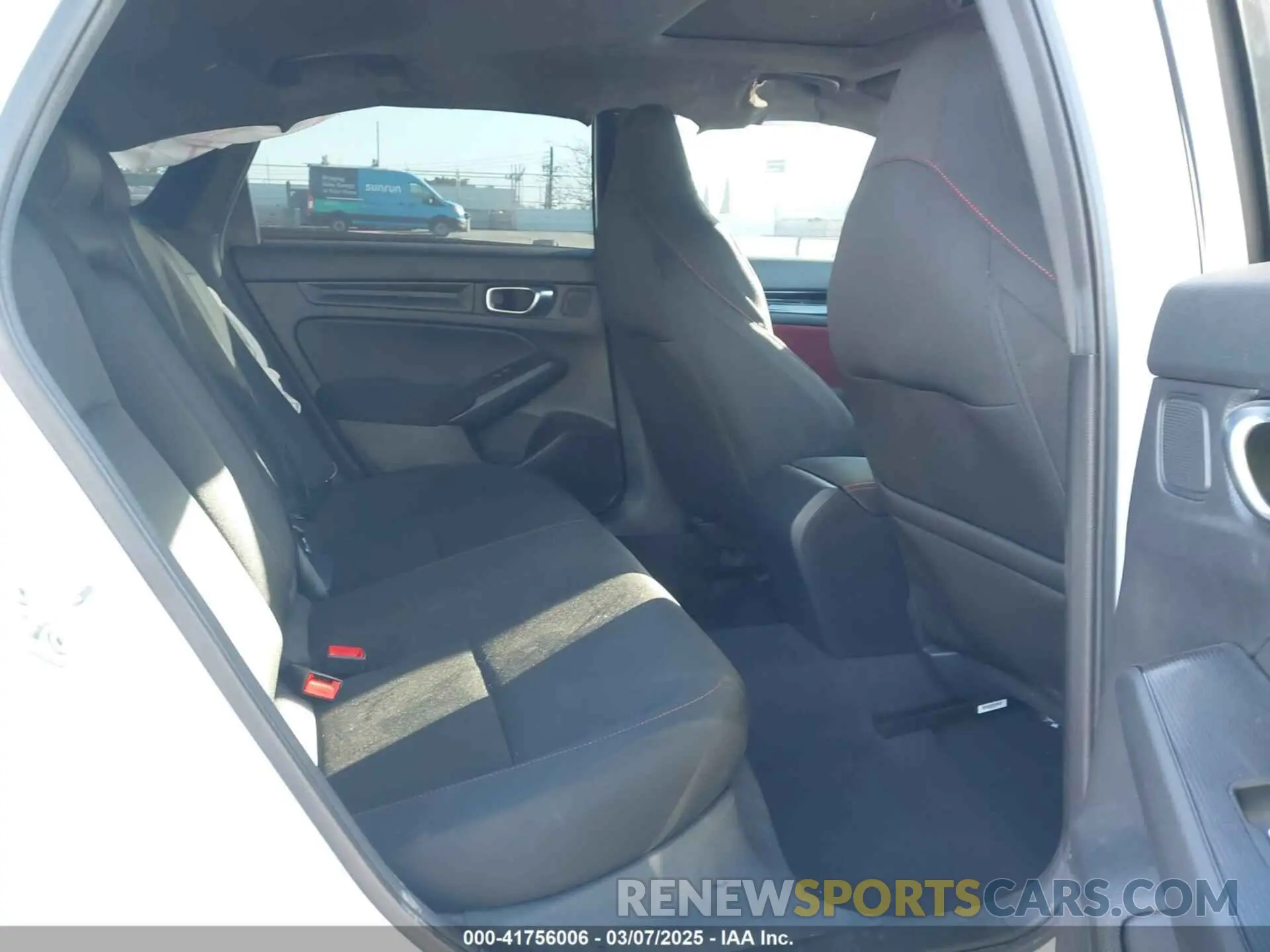 8 Фотография поврежденного автомобиля 2HGFE1E51RH470618 HONDA CIVIC SI 2024