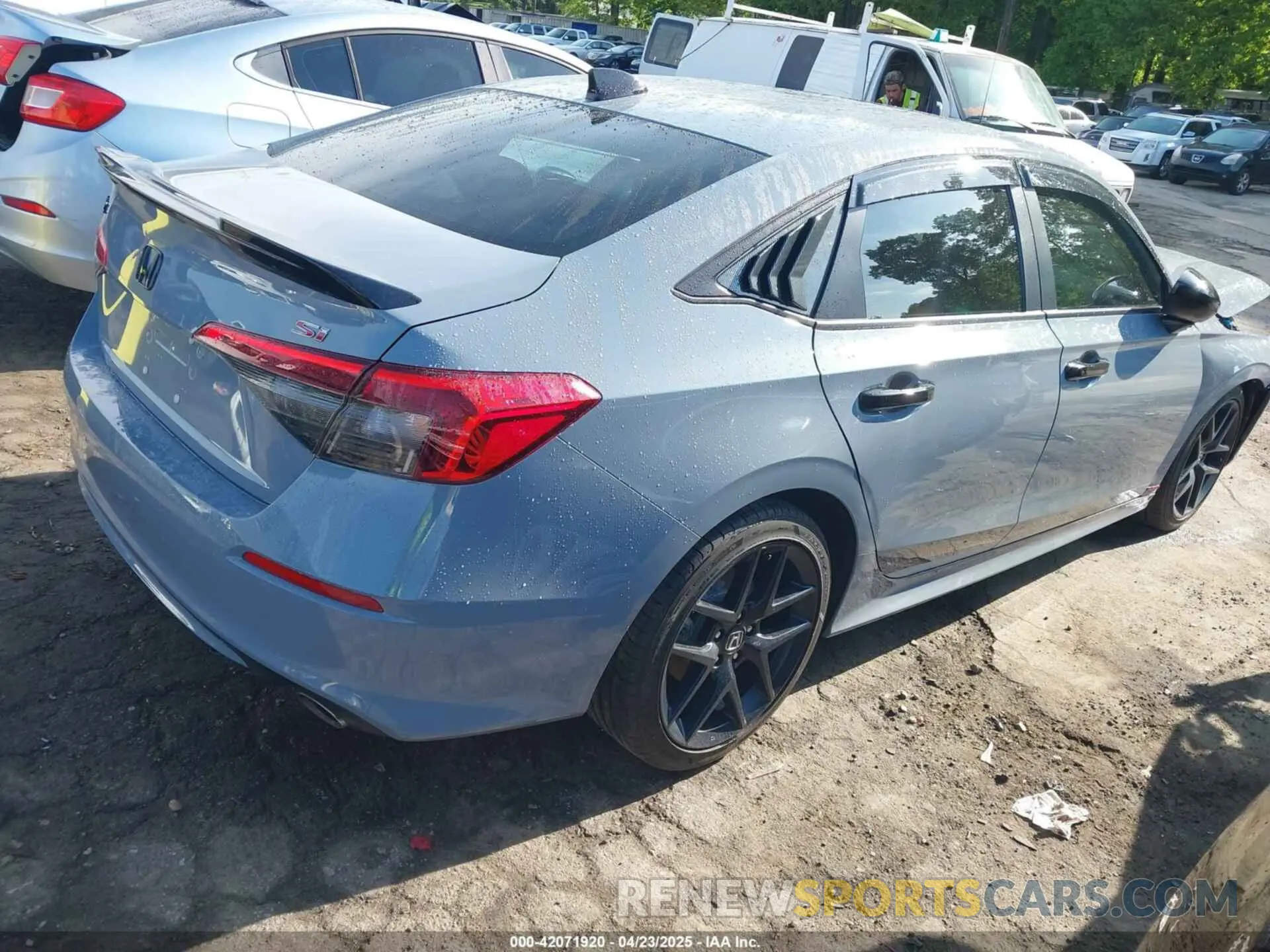 4 Photograph of a damaged car 2HGFE1E53RH475366 HONDA CIVIC SI 2024