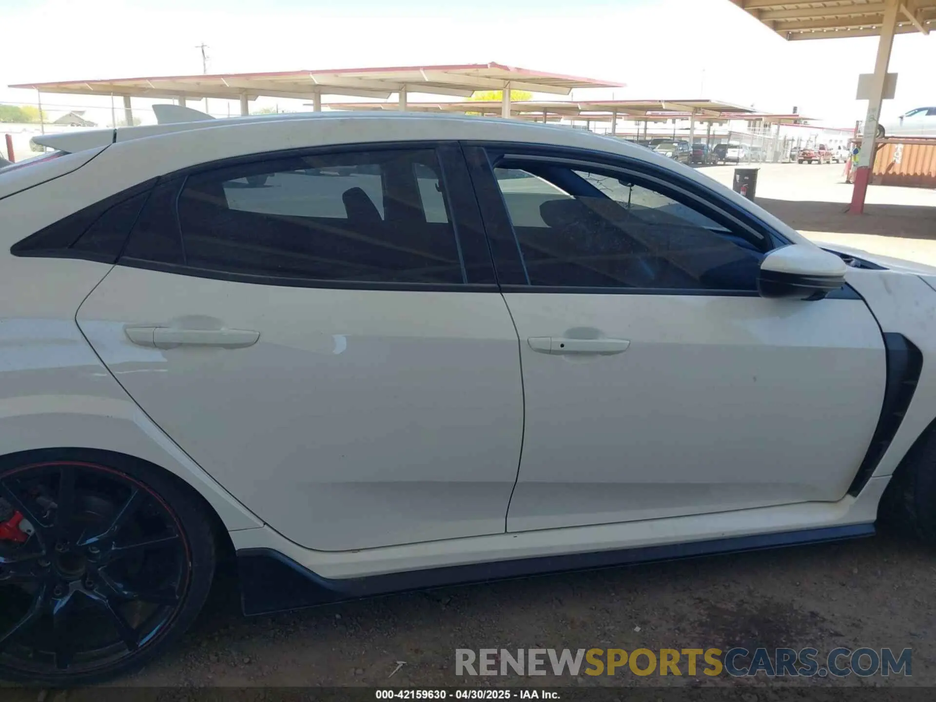 13 Фотография поврежденного автомобиля SHHFK8G76KU205704 HONDA CIVIC TYPE R 2019