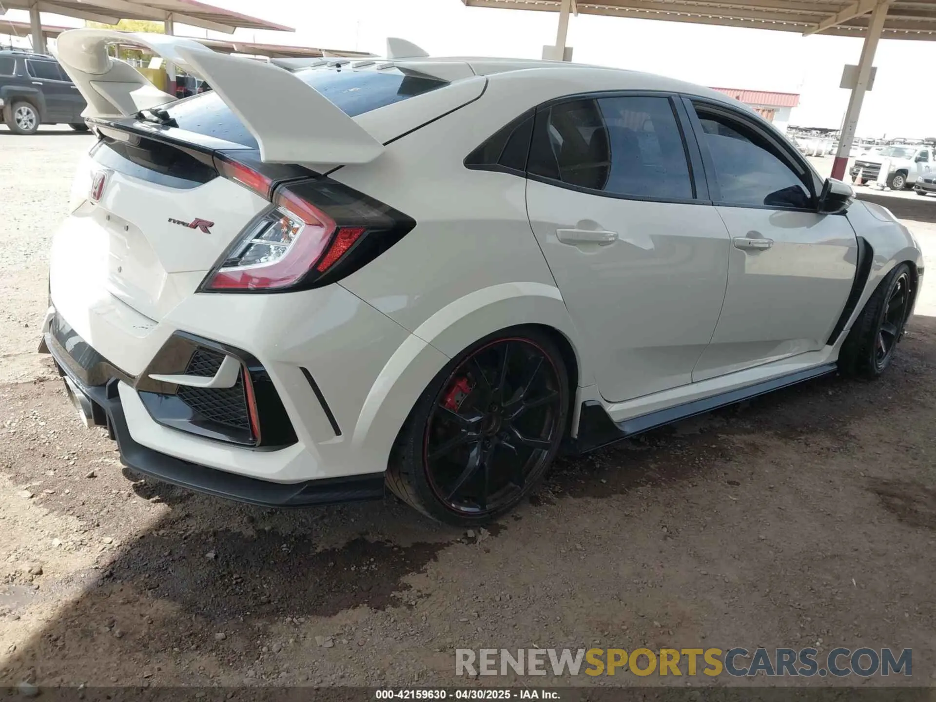 4 Фотография поврежденного автомобиля SHHFK8G76KU205704 HONDA CIVIC TYPE R 2019