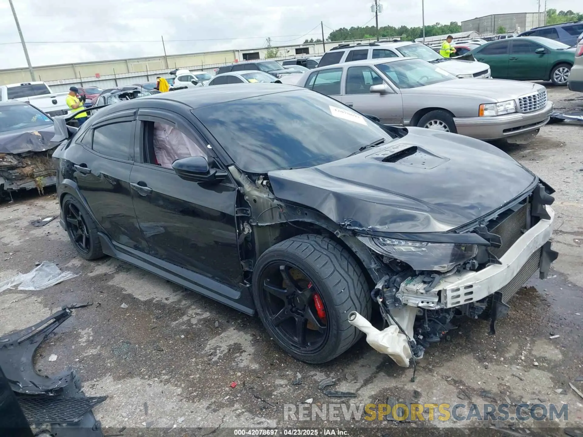 1 Photograph of a damaged car SHHFK8G78KU202190 HONDA CIVIC TYPE R 2019