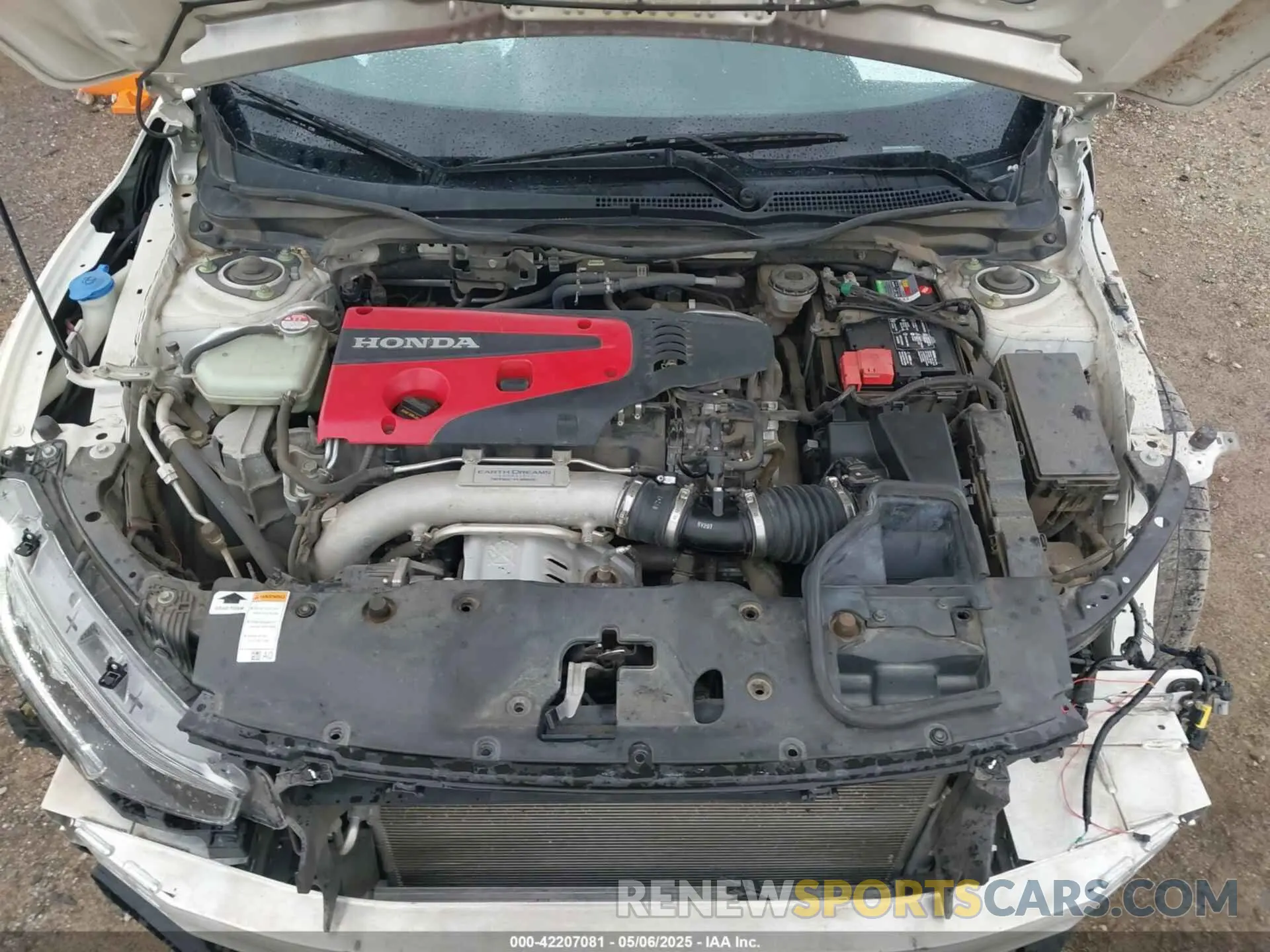 10 Фотография поврежденного автомобиля SHHFK8G7XKU202529 HONDA CIVIC TYPE R 2019