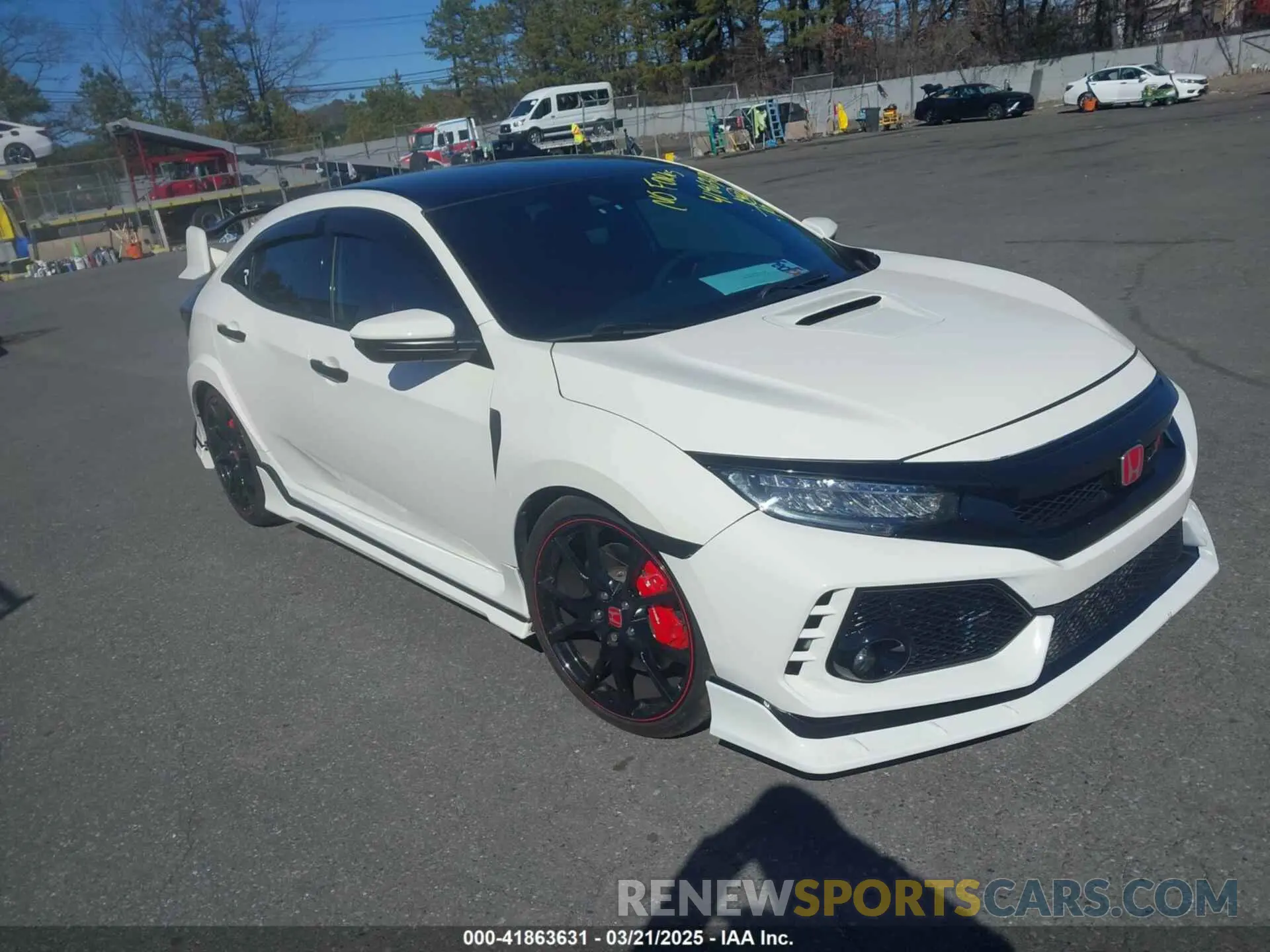 1 Photograph of a damaged car SHHFK8G70L4201682 HONDA CIVIC TYPE R 2020