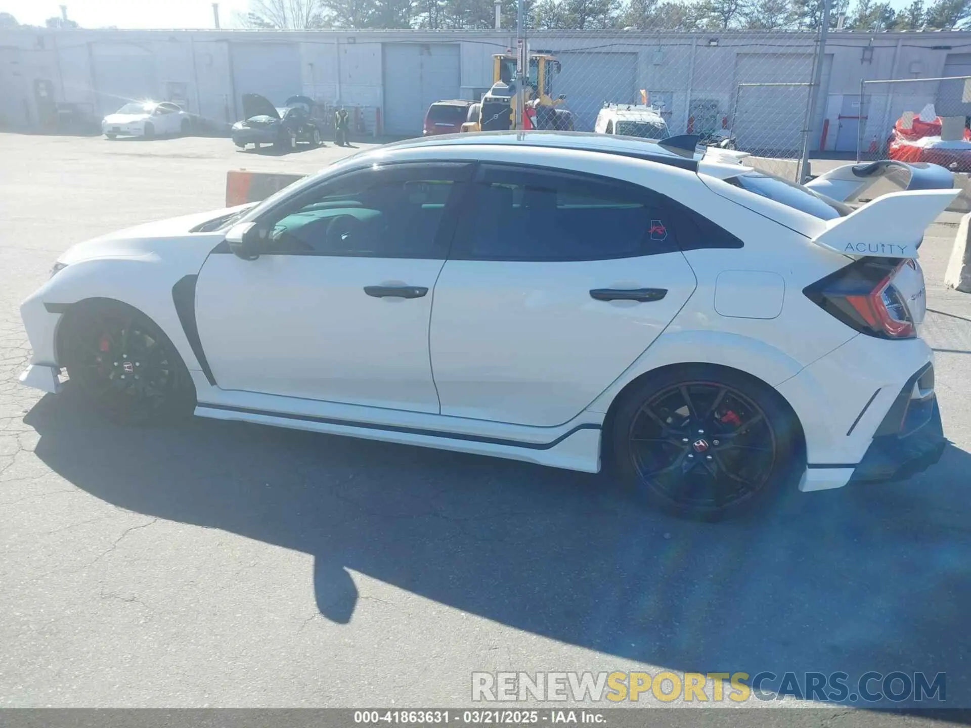 14 Photograph of a damaged car SHHFK8G70L4201682 HONDA CIVIC TYPE R 2020