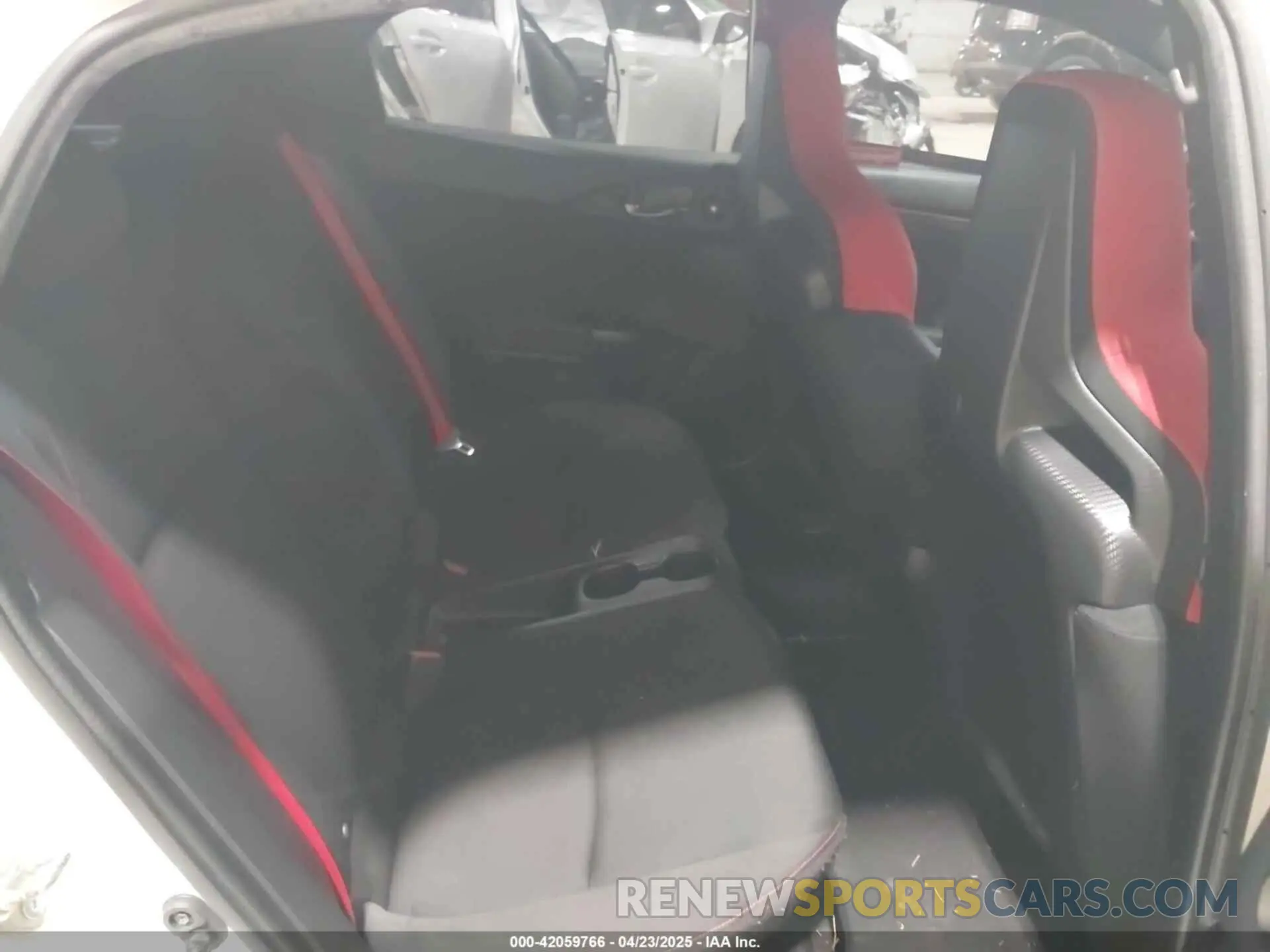 8 Photograph of a damaged car SHHFK8G72LU200596 HONDA CIVIC TYPE R 2020