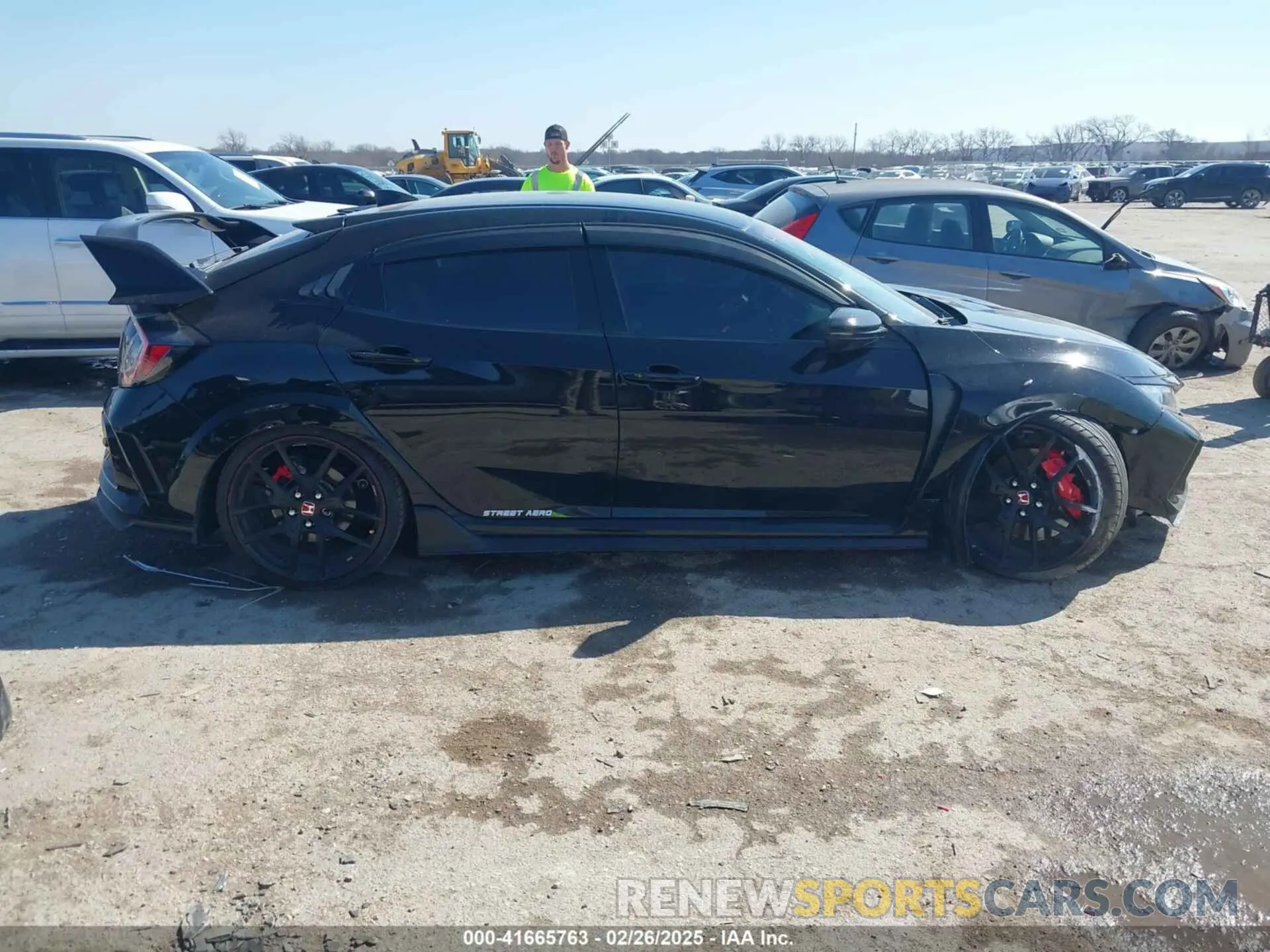 13 Photograph of a damaged car SHHFK8G74MU201847 HONDA CIVIC TYPE R 2021
