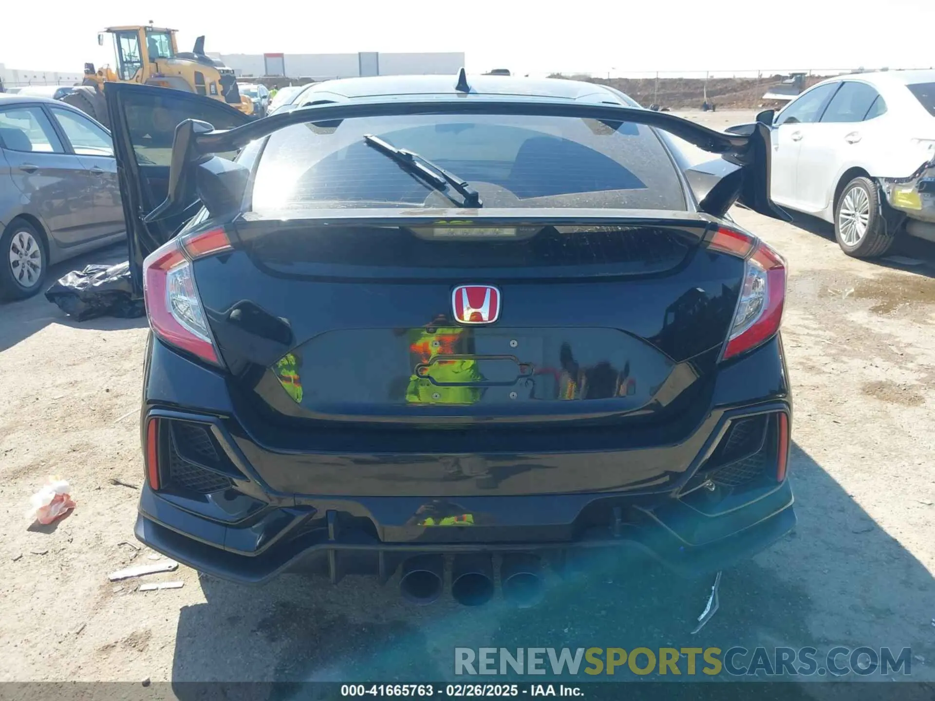 16 Photograph of a damaged car SHHFK8G74MU201847 HONDA CIVIC TYPE R 2021