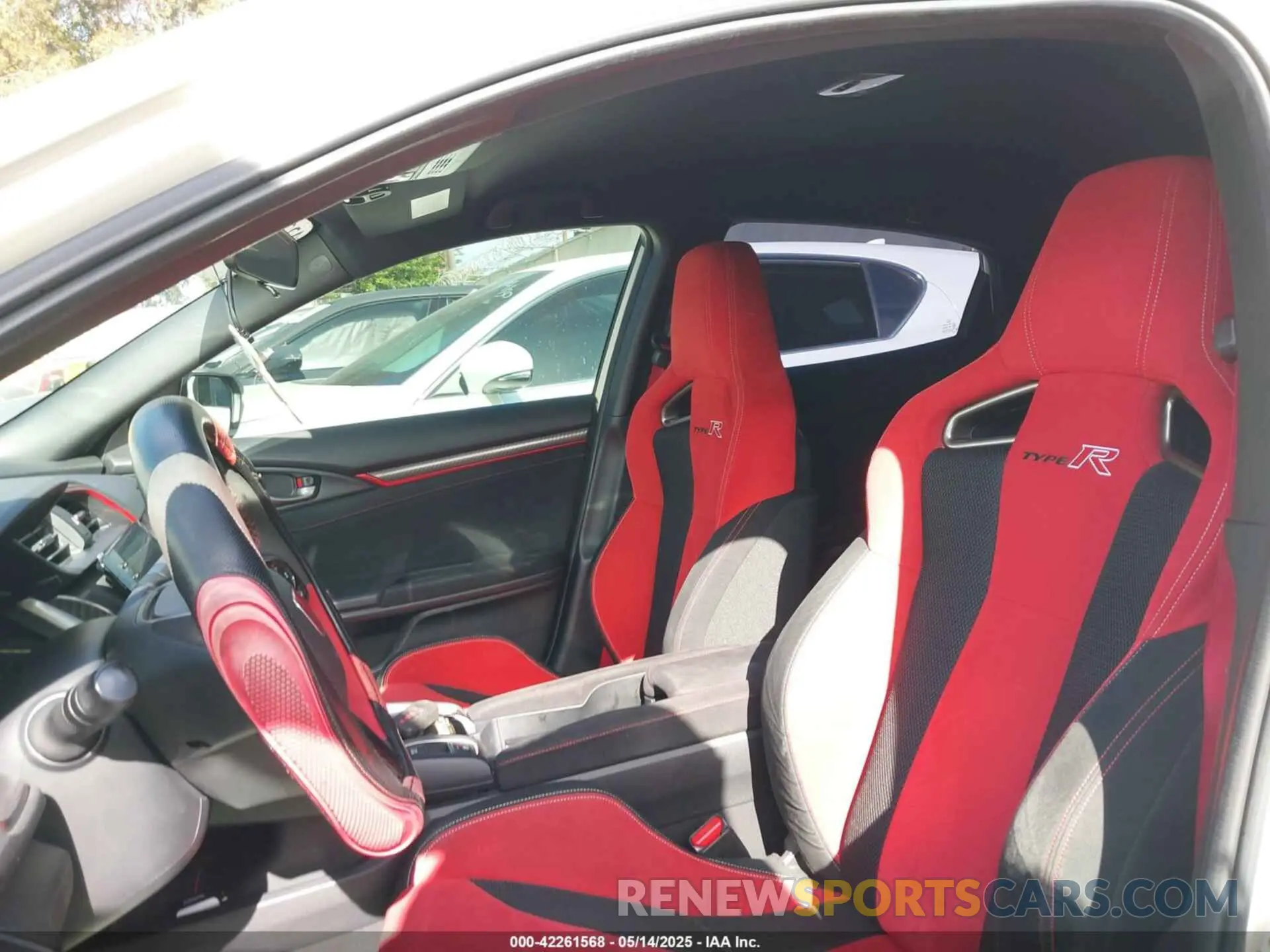 20 Фотография поврежденного автомобиля SHHFK8G75MU201985 HONDA CIVIC TYPE R 2021