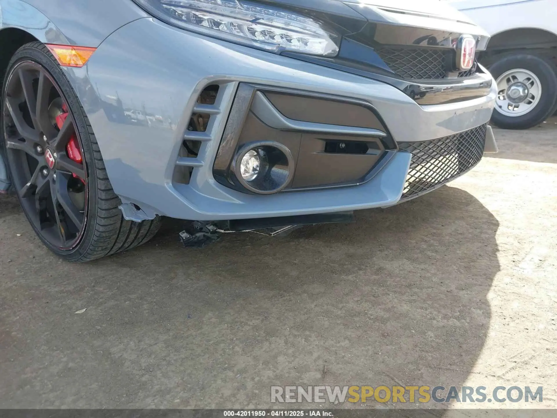 6 Фотография поврежденного автомобиля SHHFK8G76MU203437 HONDA CIVIC TYPE R 2021