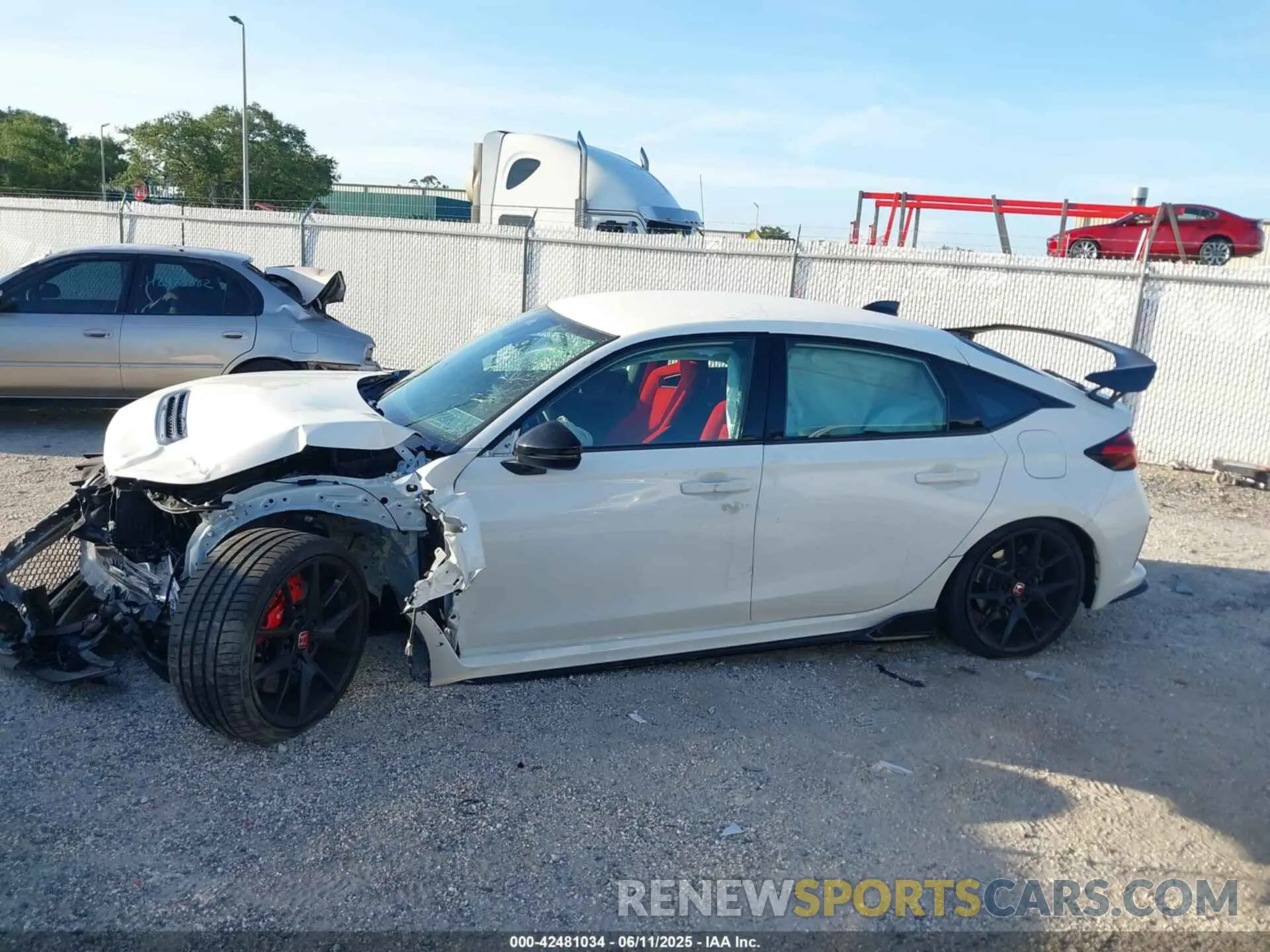 15 Photograph of a damaged car JHMFL5G42PX001724 HONDA CIVIC TYPE R 2023