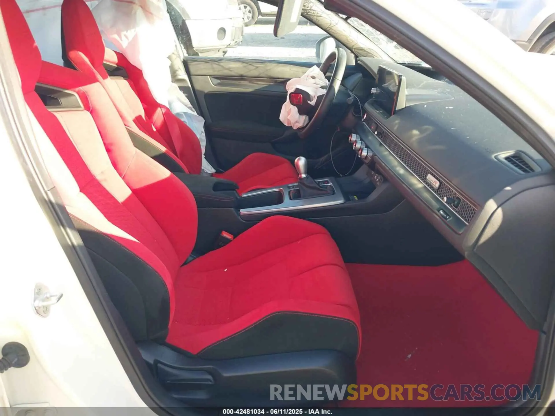 5 Photograph of a damaged car JHMFL5G42PX001724 HONDA CIVIC TYPE R 2023