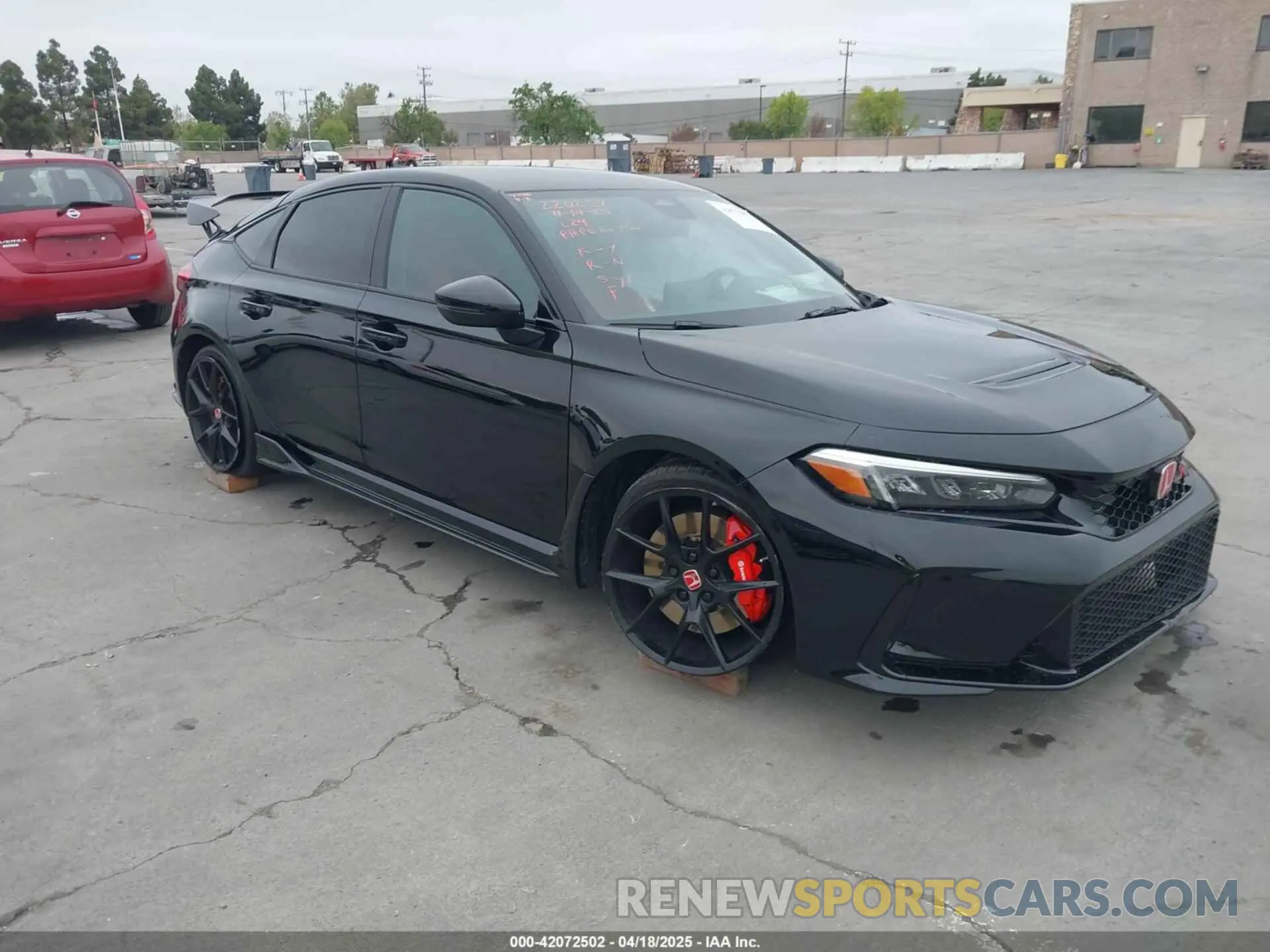1 Фотография поврежденного автомобиля JHMFL5G44PX002339 HONDA CIVIC TYPE R 2023