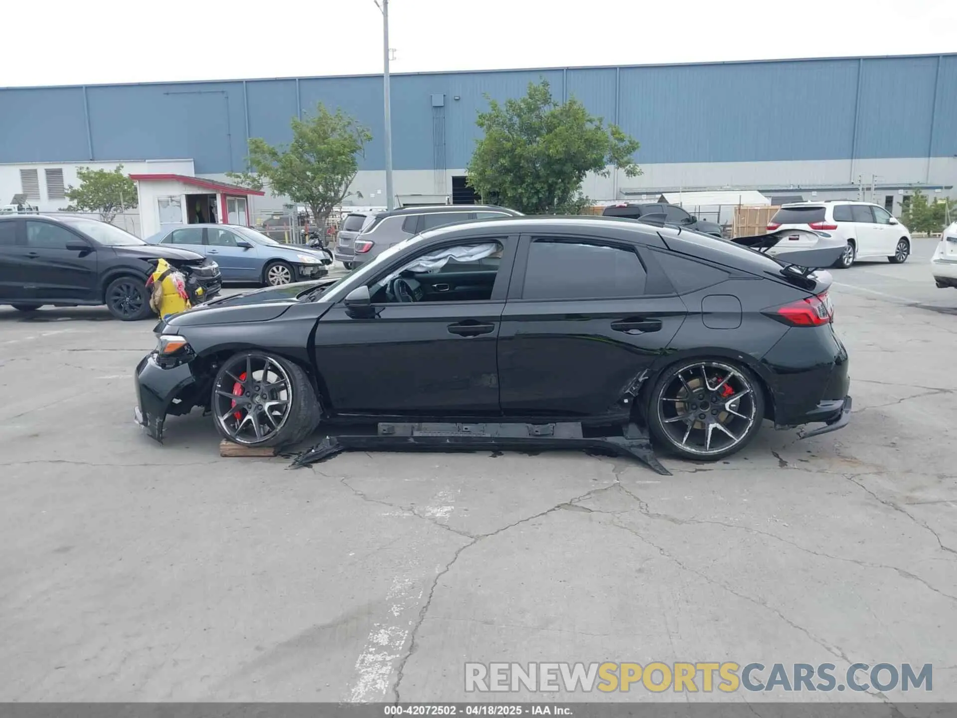 14 Фотография поврежденного автомобиля JHMFL5G44PX002339 HONDA CIVIC TYPE R 2023