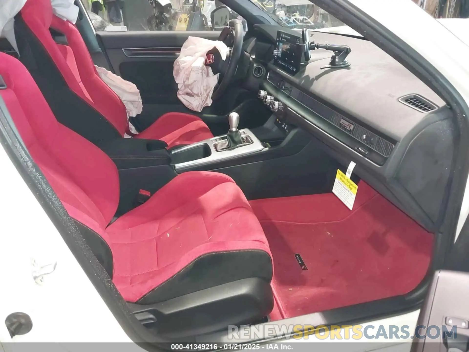 5 Фотография поврежденного автомобиля JHMFL5G40RX003751 HONDA CIVIC TYPE R 2024