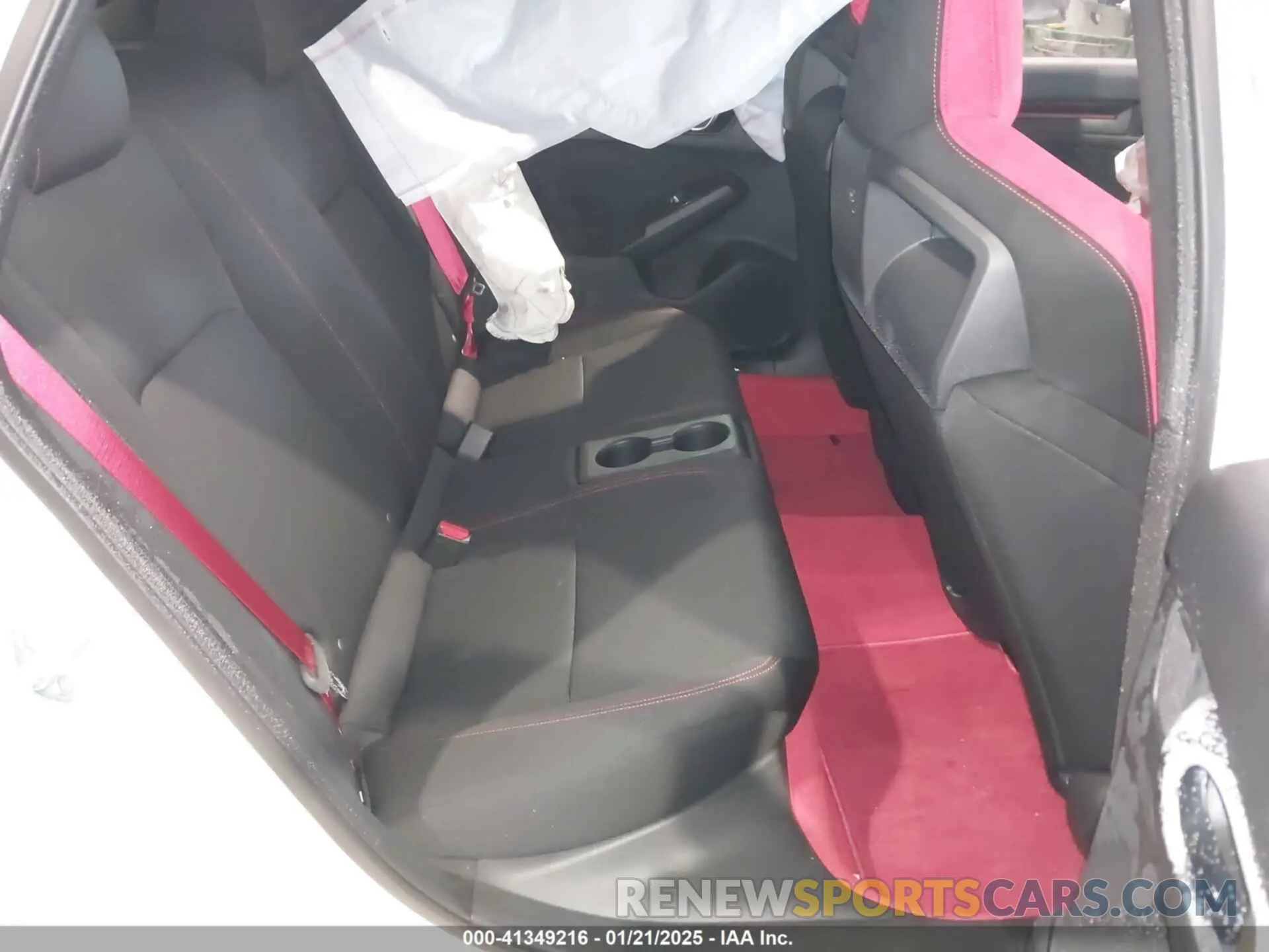 8 Фотография поврежденного автомобиля JHMFL5G40RX003751 HONDA CIVIC TYPE R 2024