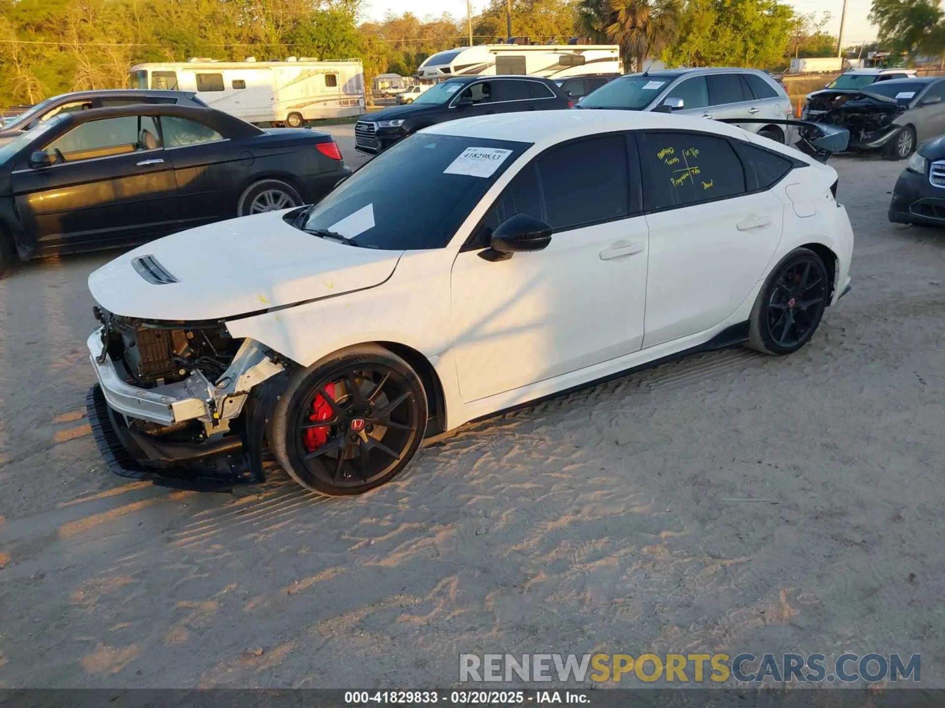 2 Photograph of a damaged car JHMFL5G40SX001374 HONDA CIVIC TYPE R 2025