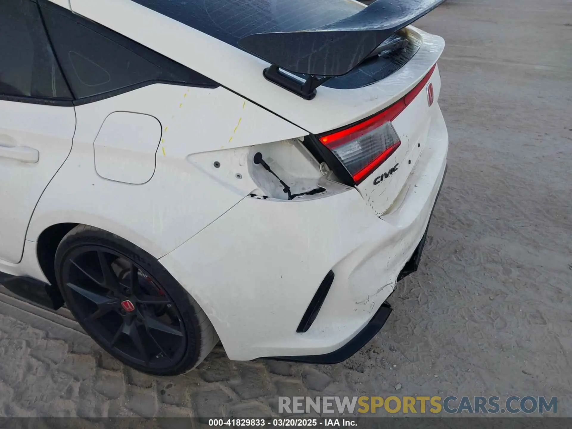 22 Photograph of a damaged car JHMFL5G40SX001374 HONDA CIVIC TYPE R 2025